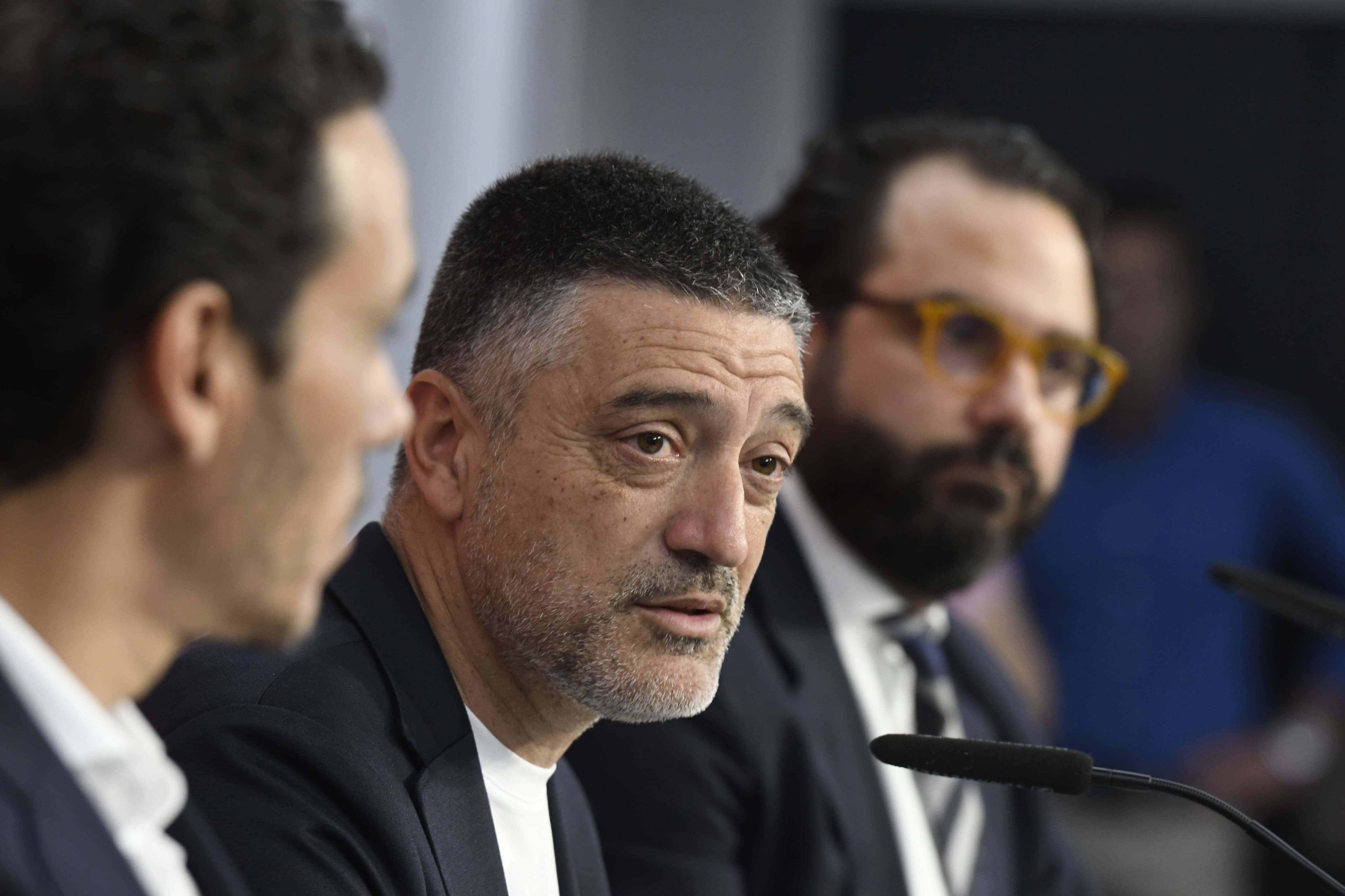 García Pimienta en su presentación.