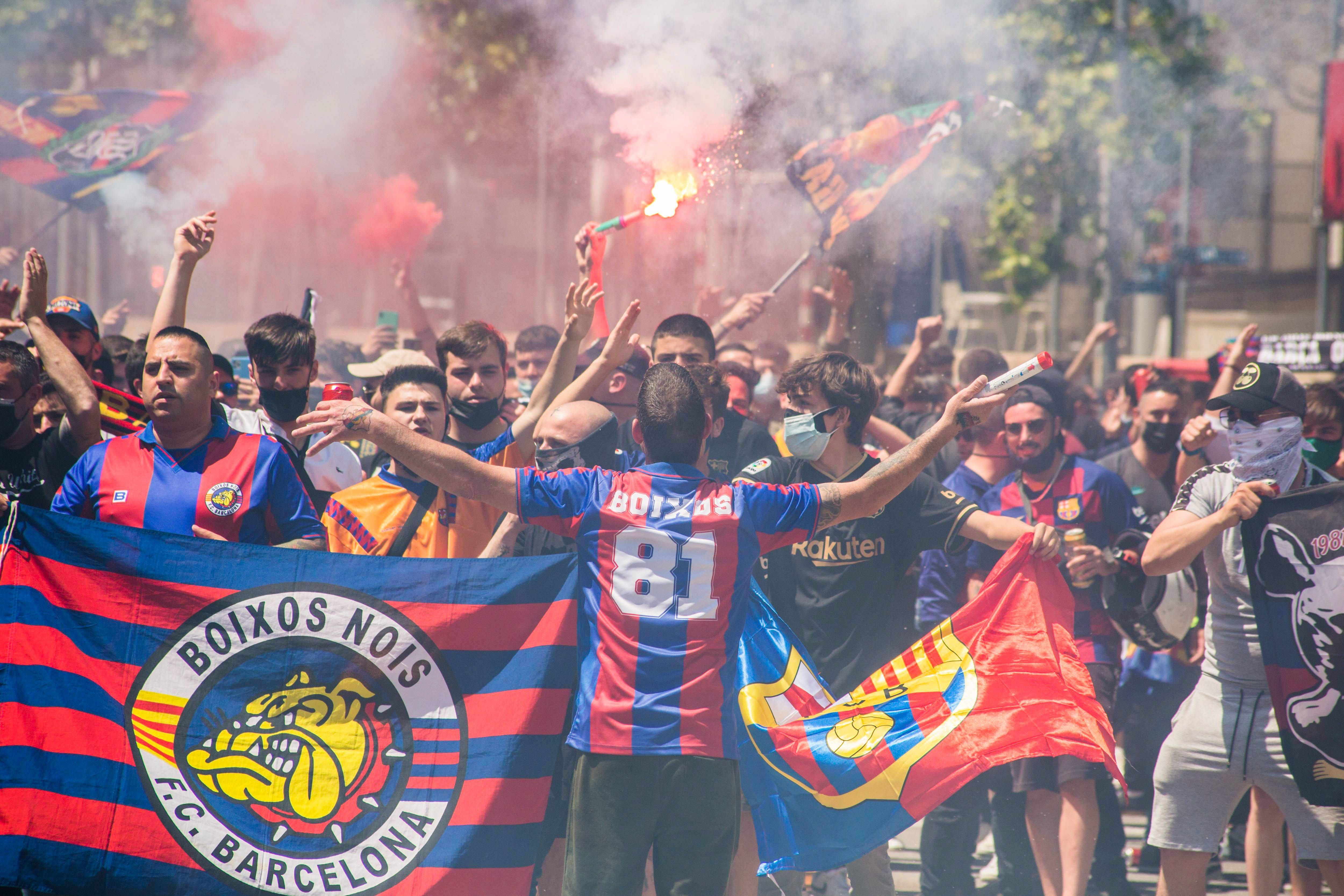 El grupo de seguidores ultras del Fútbol Club Barcelona, Boixos Nois (Crazy Boys)