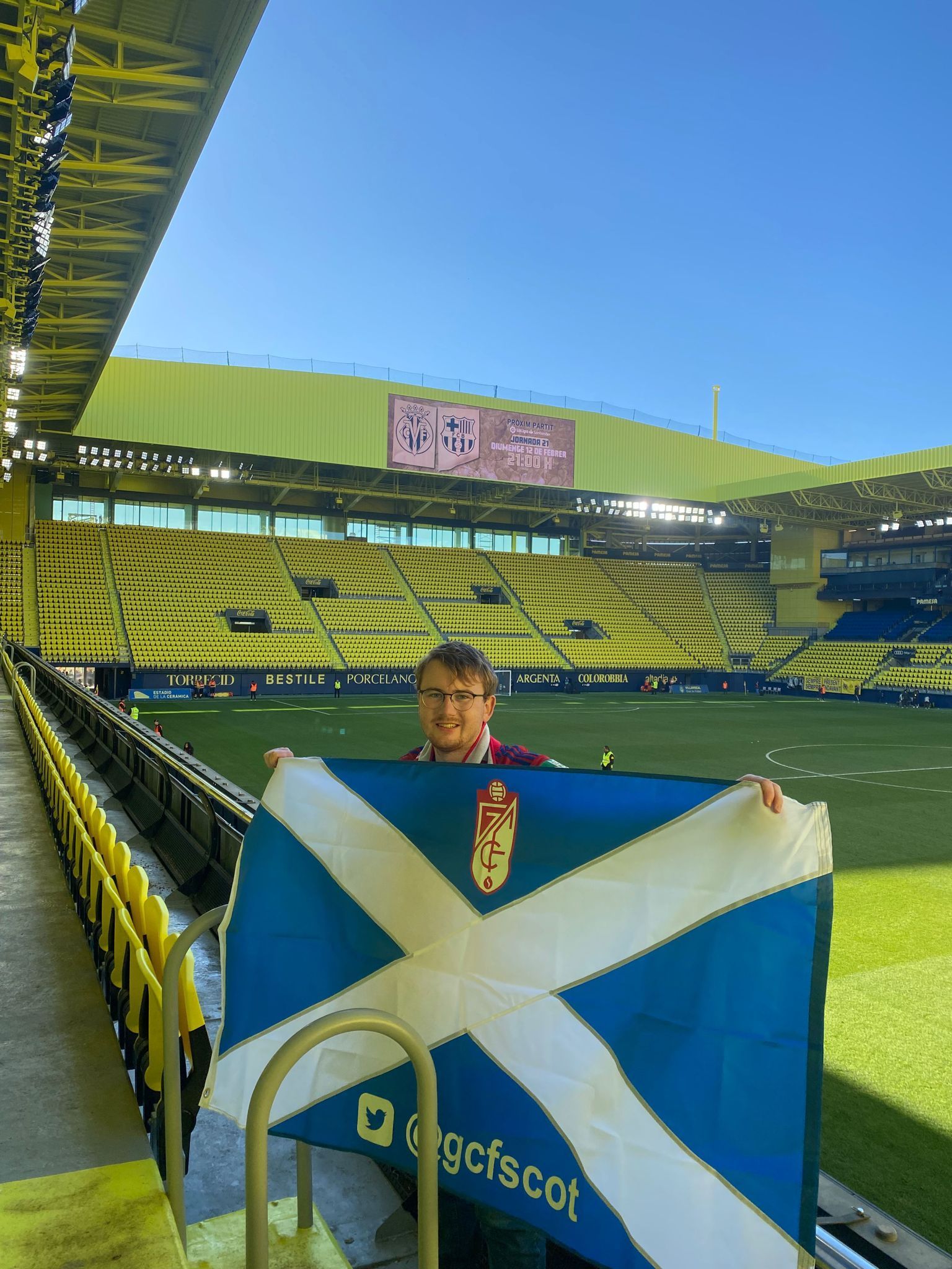 Aidan Shearer, en uno de sus viajes con el Granada CF en LALIGA.