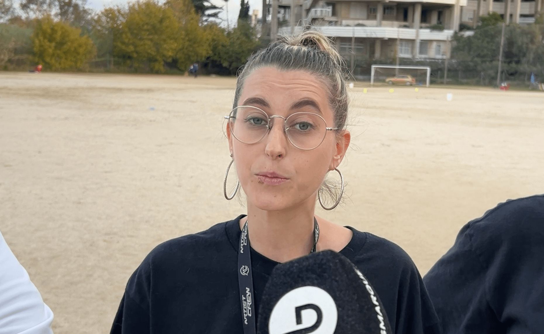 Alba, vicepresidenta del Sporting Benimaclet, que ha decidido ser el hogar de las mascotas que lo perdieron