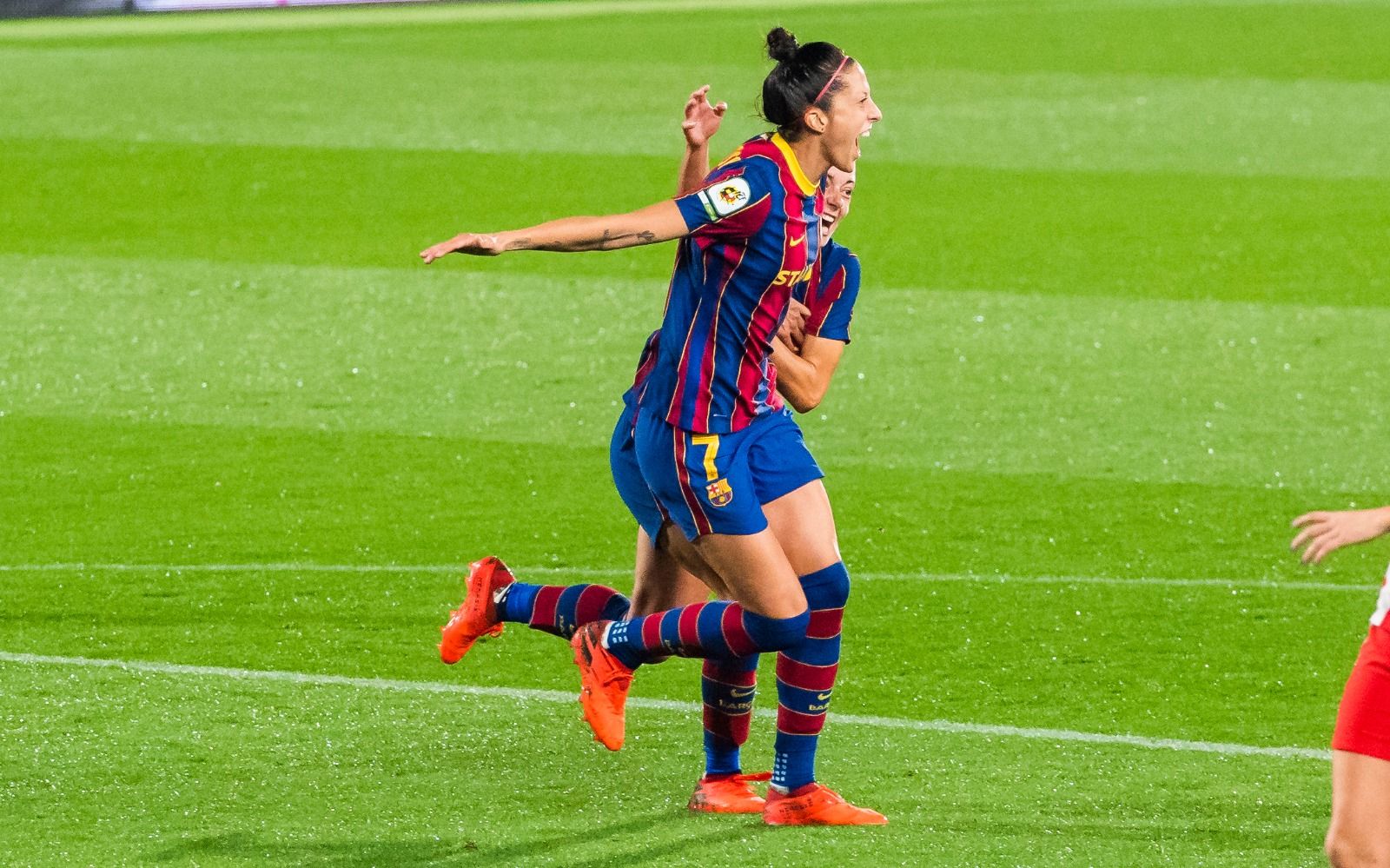 Jennifer Hermoso celebra su gol en el Barcelona-Atlético.