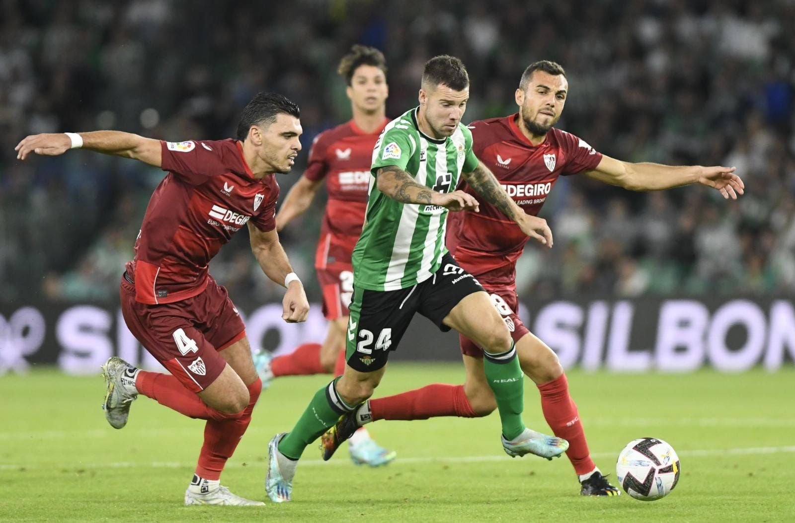 Sevilla- Real Betis, uno de los derbis más importantes de España.