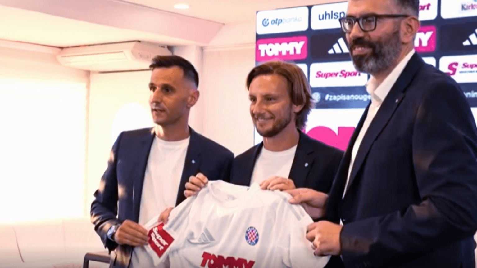  Rakitic, presentado como jugador del Hajduk Split