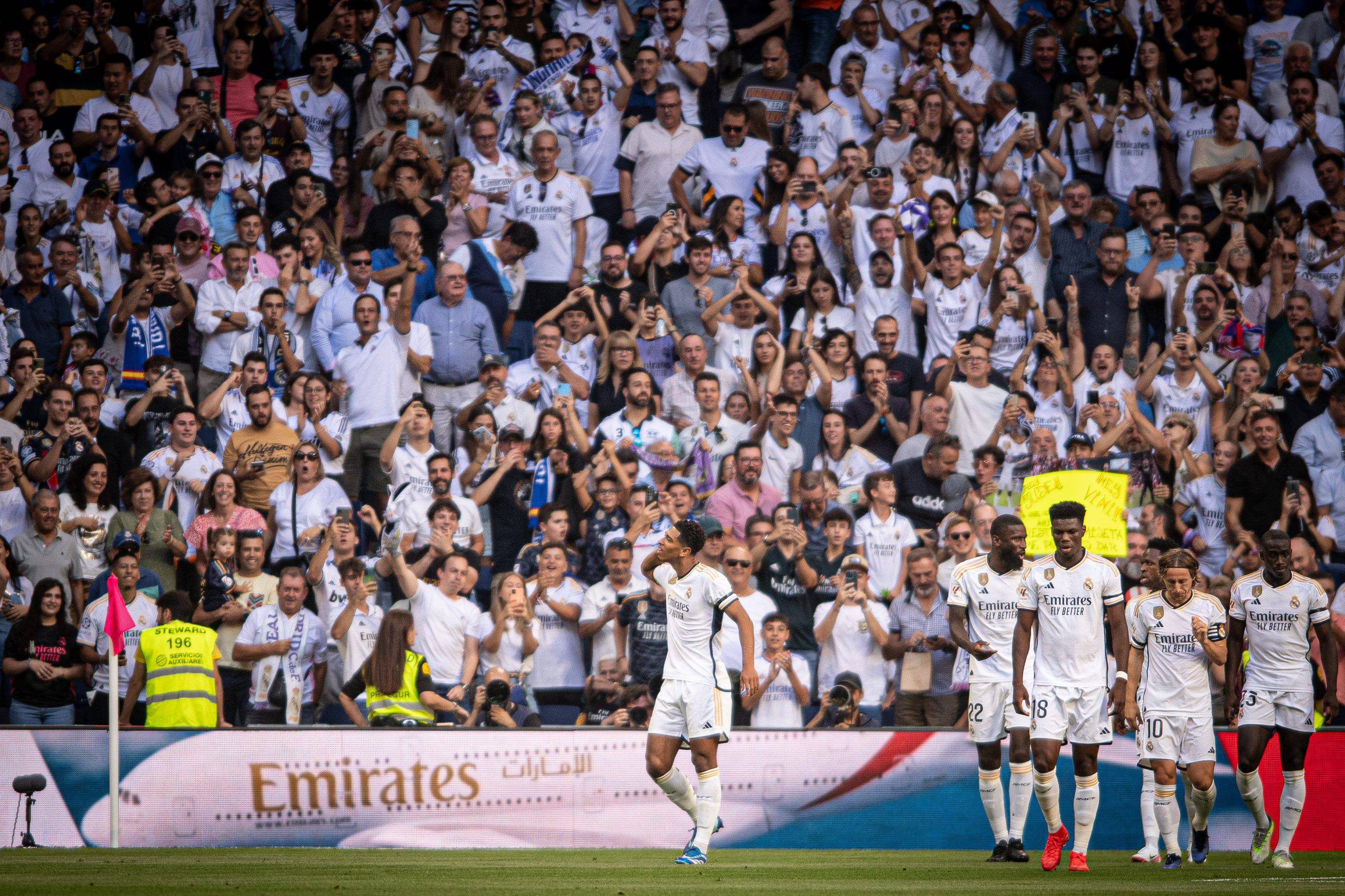 Jude Bellingham celebra su gol en el Real Madrid-Osasuna (FOTO: Cordón Press).