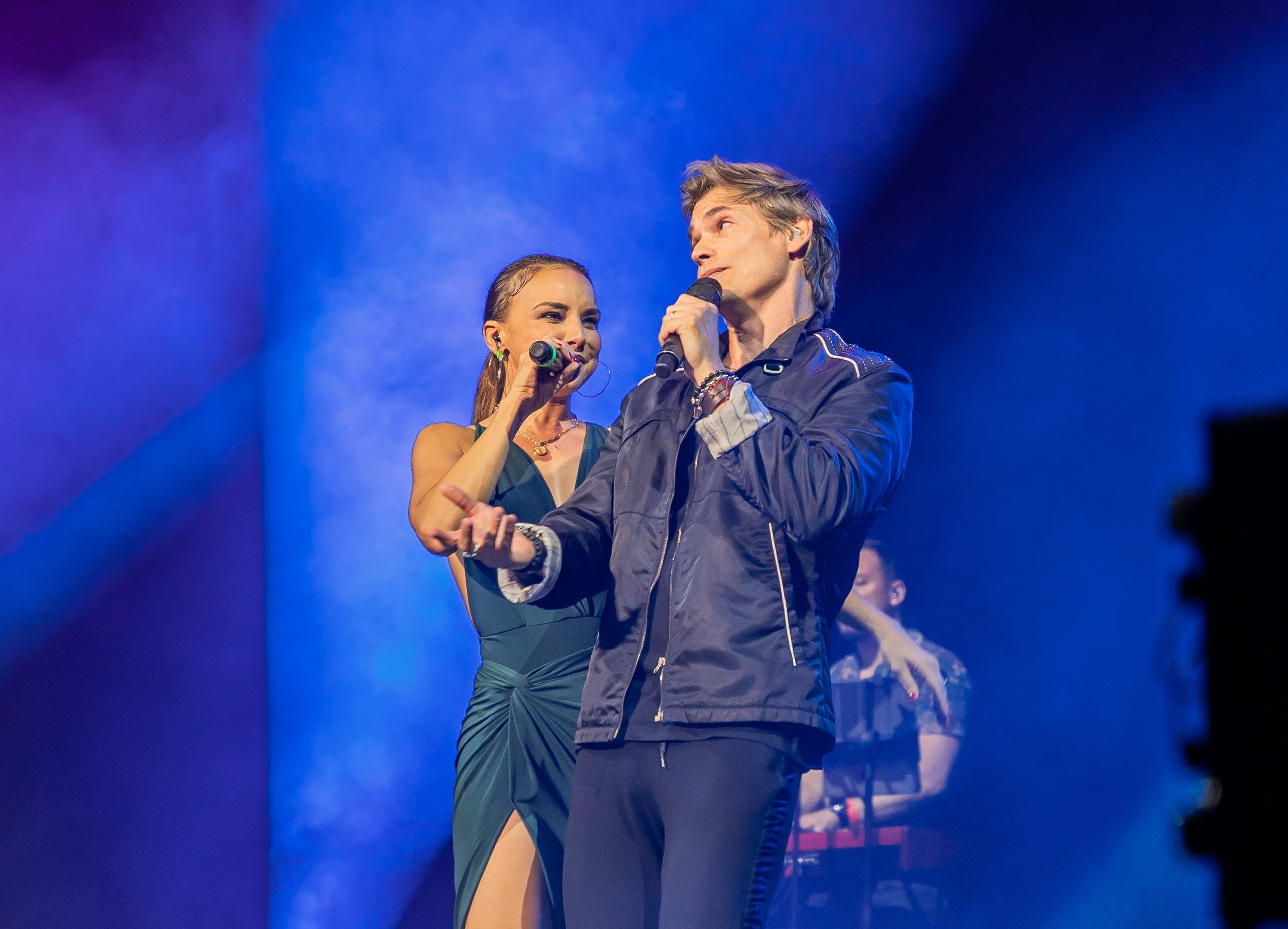  Chenoa durante el concierto junto a Carlos Vives en el Starlite de Marbella (Cordon Press)