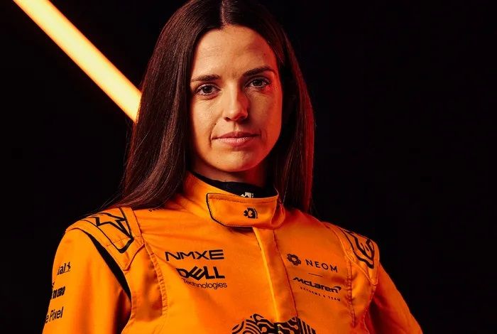 Cristina Gutiérrez firma con el equipo McLaren..