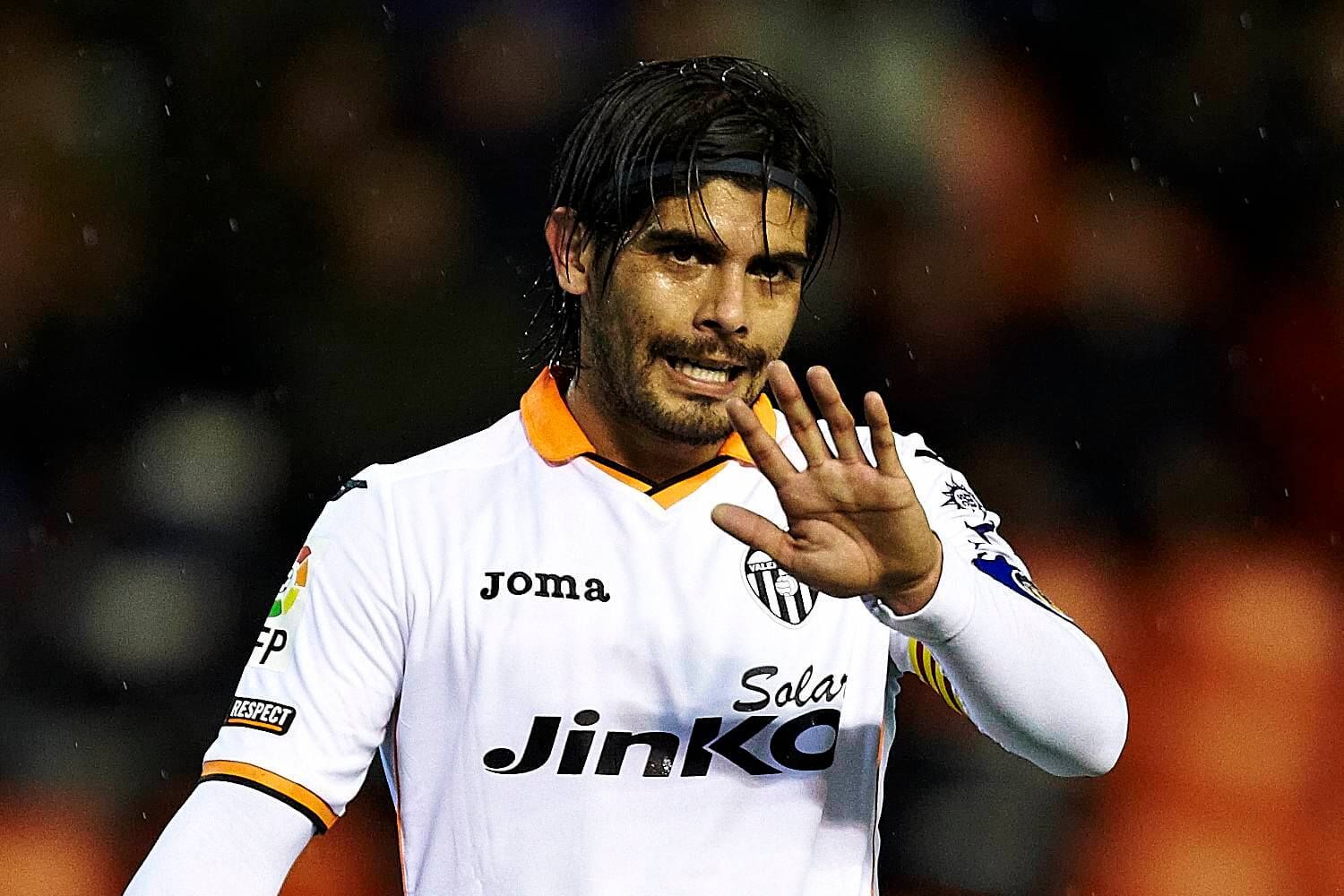 Ever Banega, durante su etapa del Valencia.