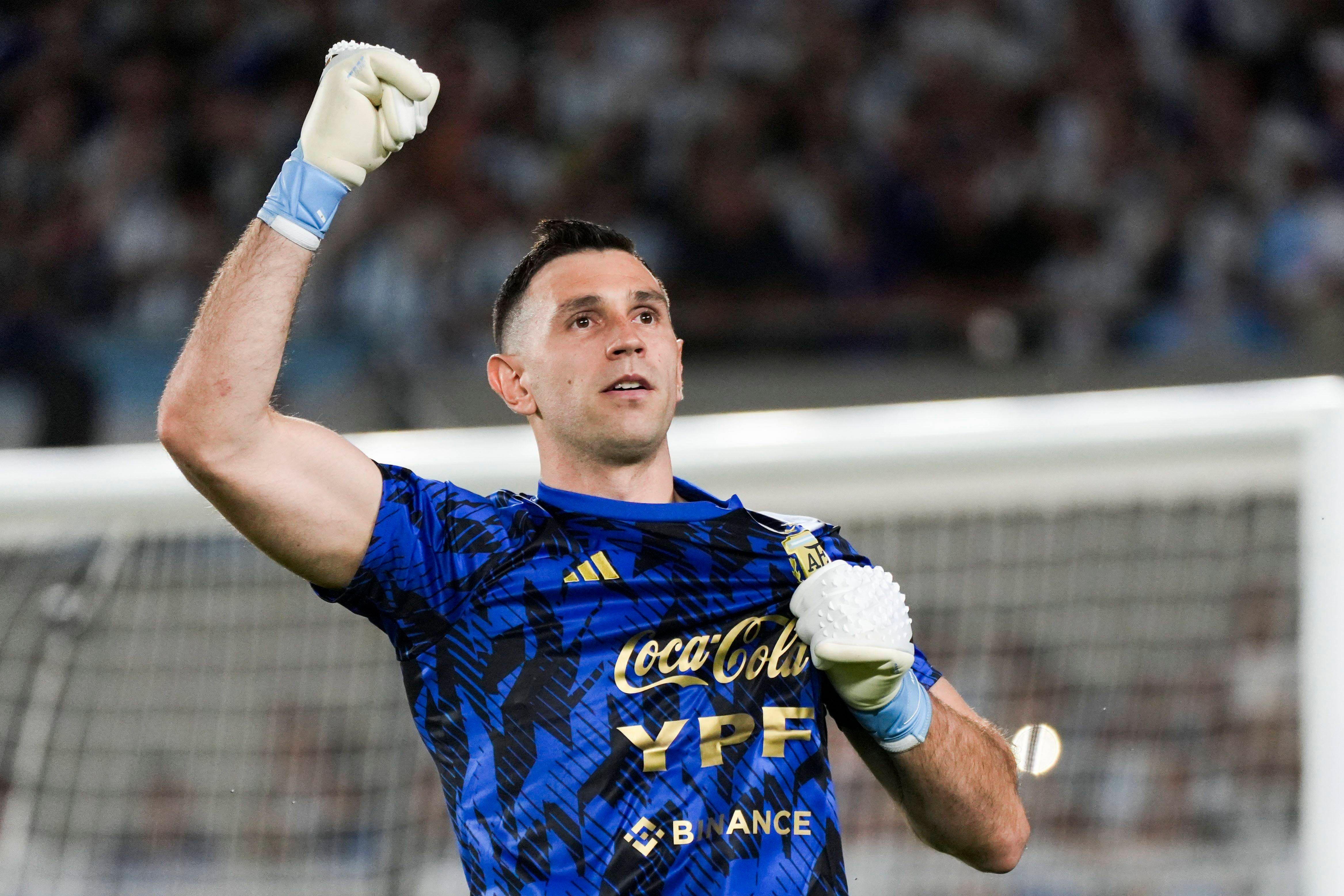  Emiliano ‘Dibu’ Martínez, Campeón del Mundo con Argentina.