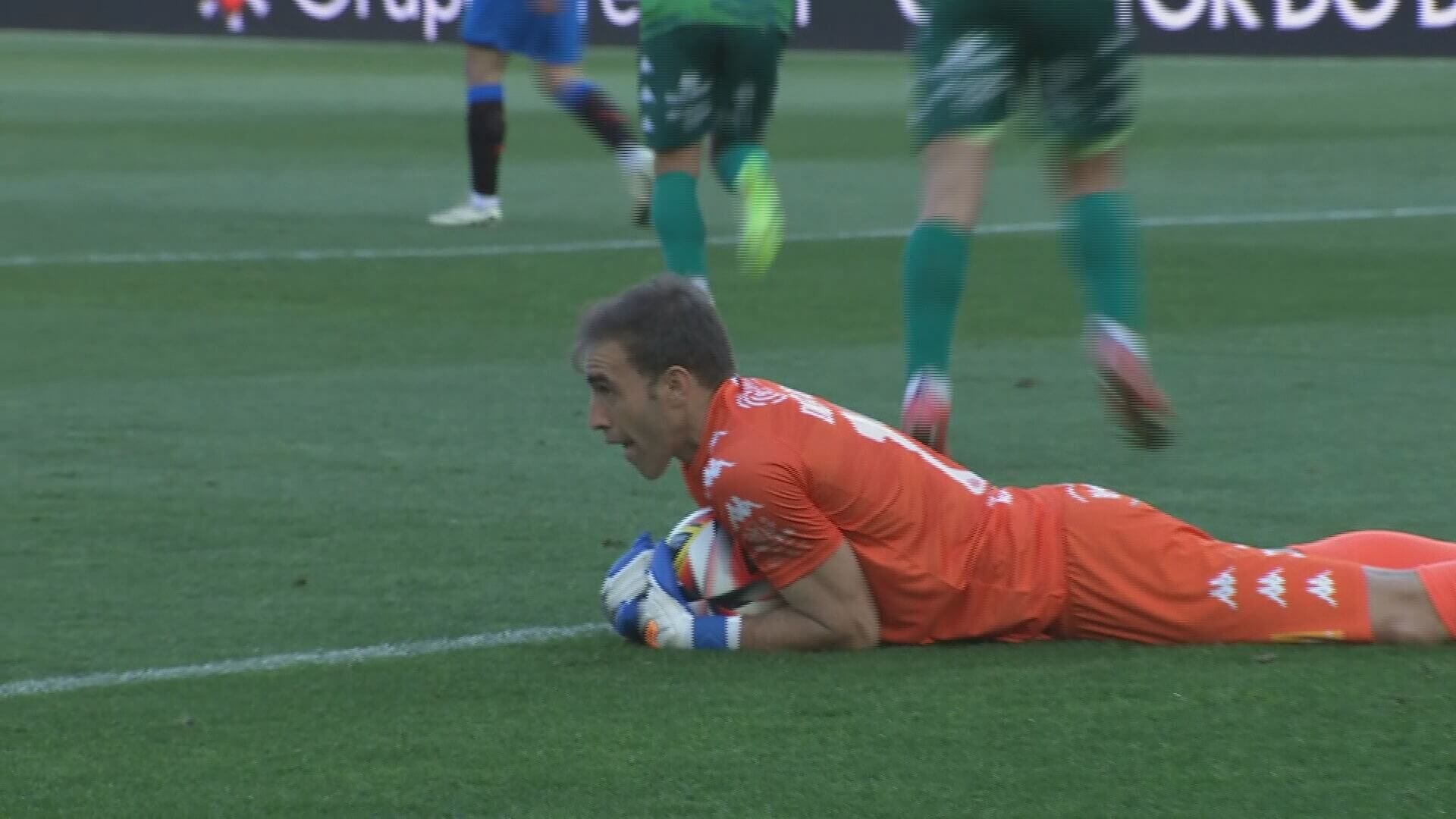 Diego Rivas volvió a ponerse los guantes en el Deportivo-Arenteiro