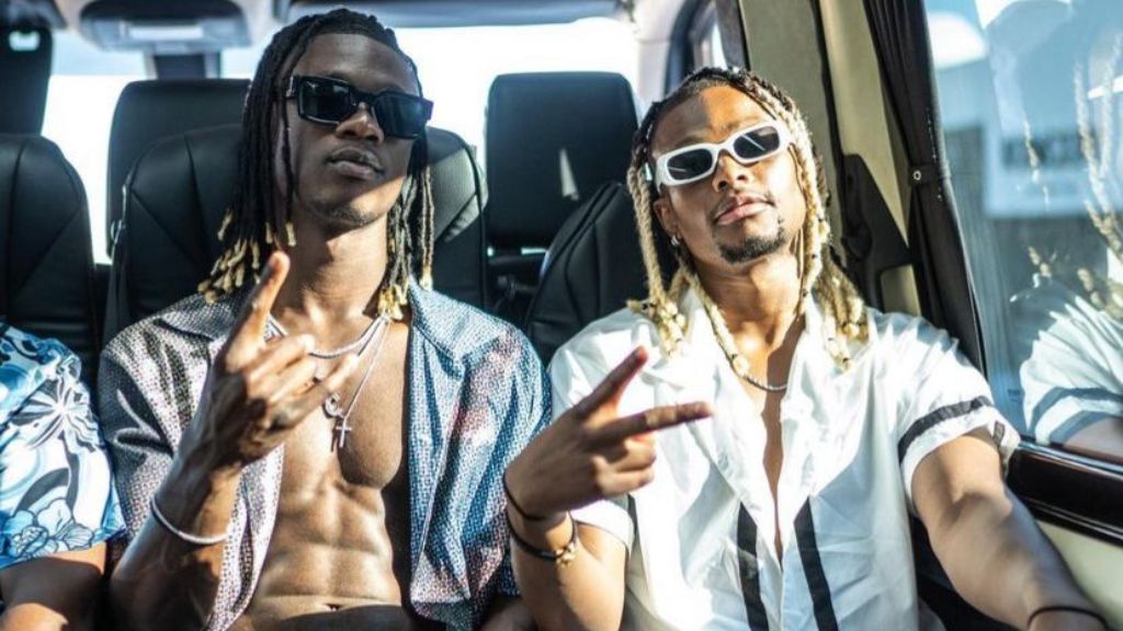 Eduardo y Sebastiao se lanzan con 'The Camavinga House' (@camavinga)