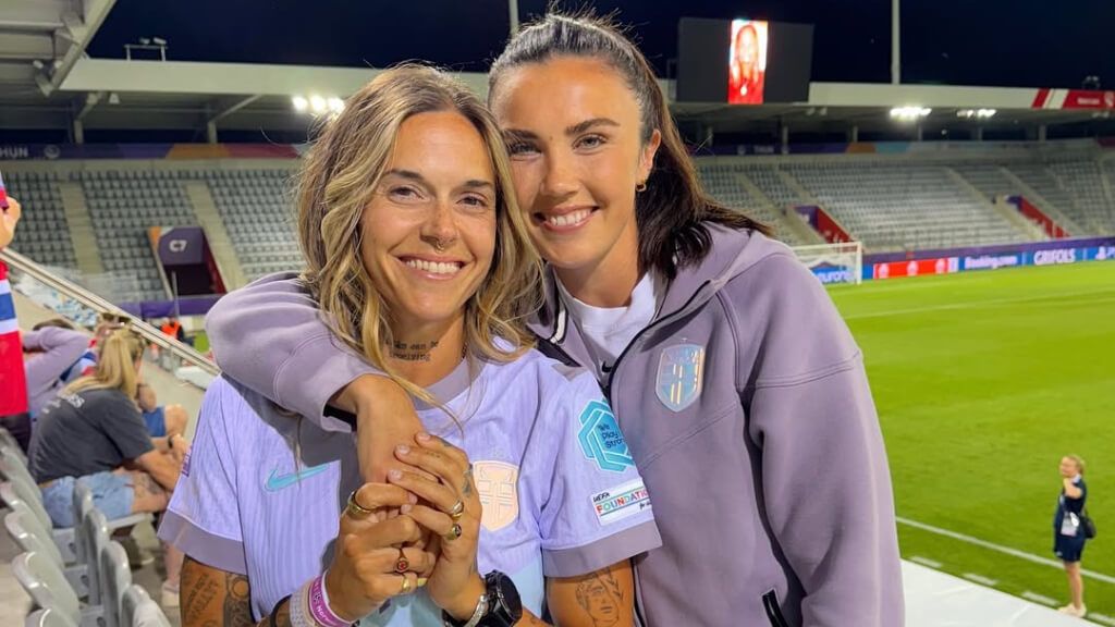 Mapi León apoya a su pareja Ingrid Egen en la eliminación de Suecia (foto: Mapi León Instagram).