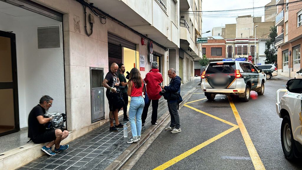 Las inmediaciones del juzgado donde va a declarar Rafa Mir