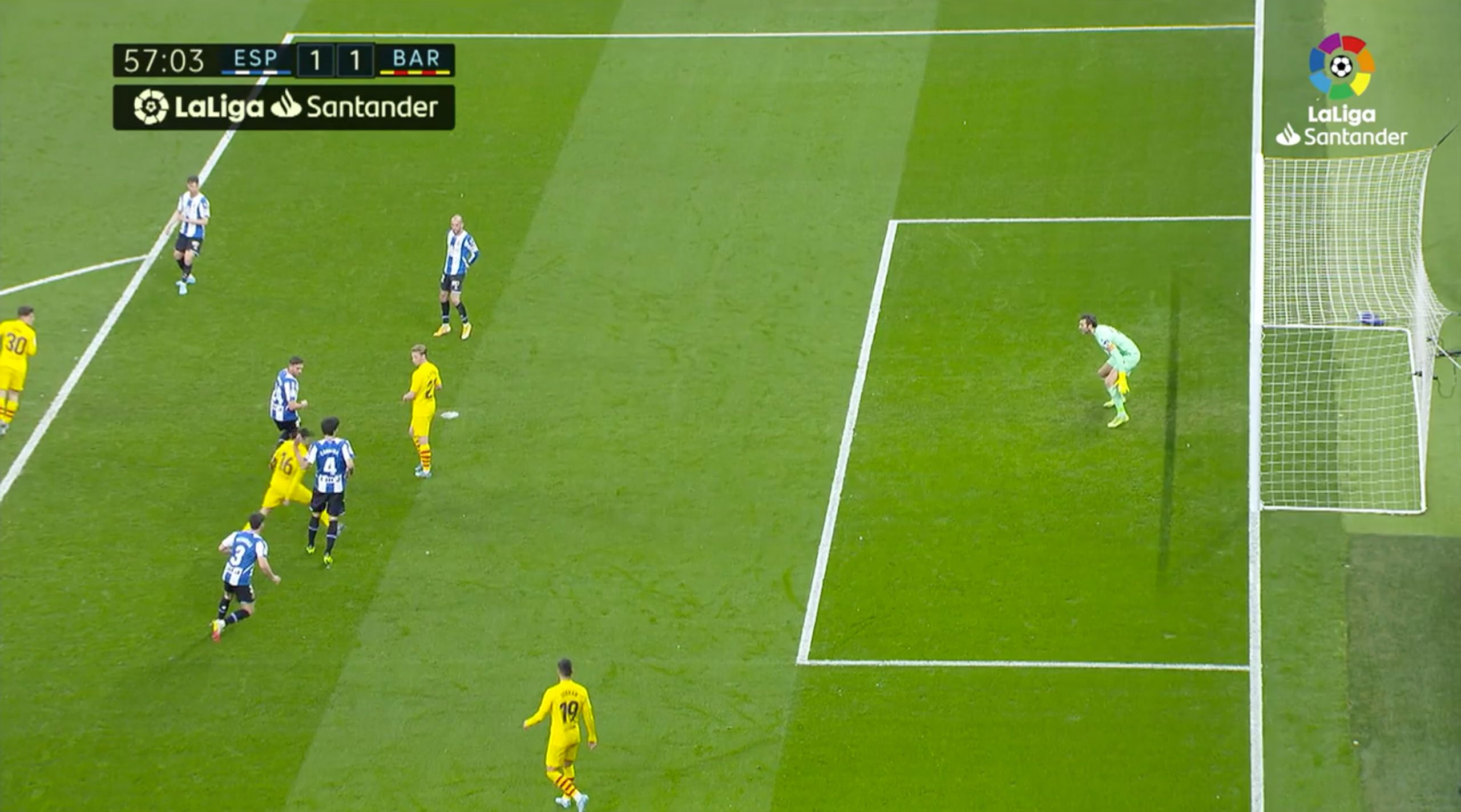 Fuera de juego en el Espanyol-Barcelona.