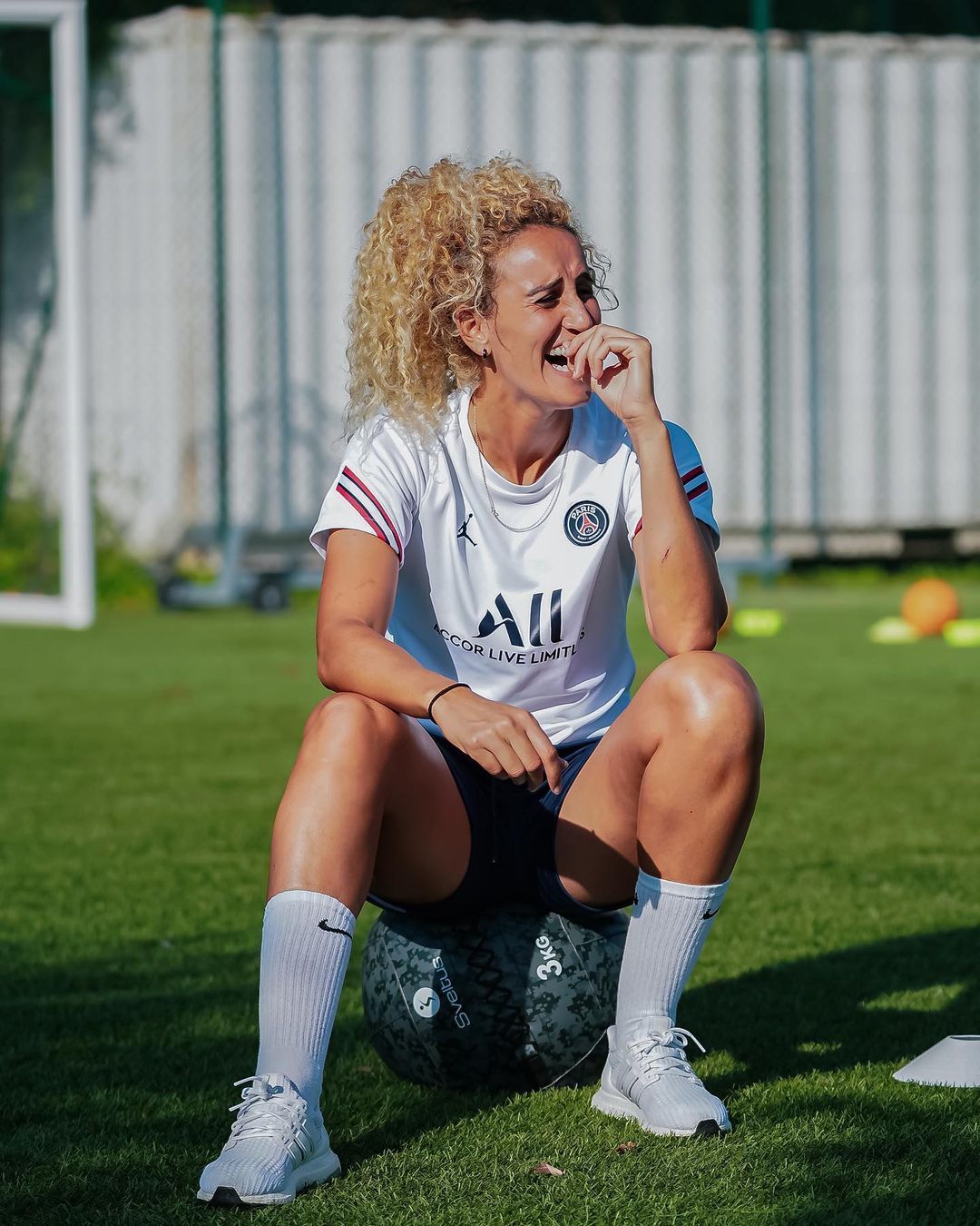 Hamraoui en un entrenamiento del PSG (Instagram)