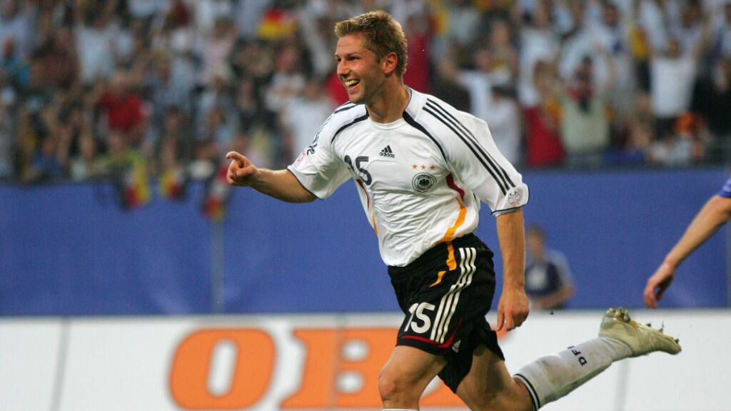 Hitzlsperger jugando un partido con la selección alemana. (Fuente: Cordon Press)