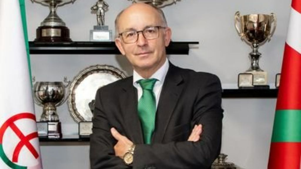  Javier Landeta (X)