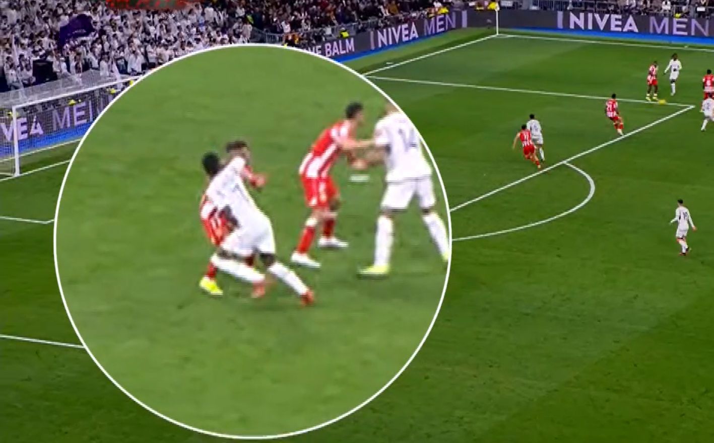  La agresión de Vinícius a Pozo.