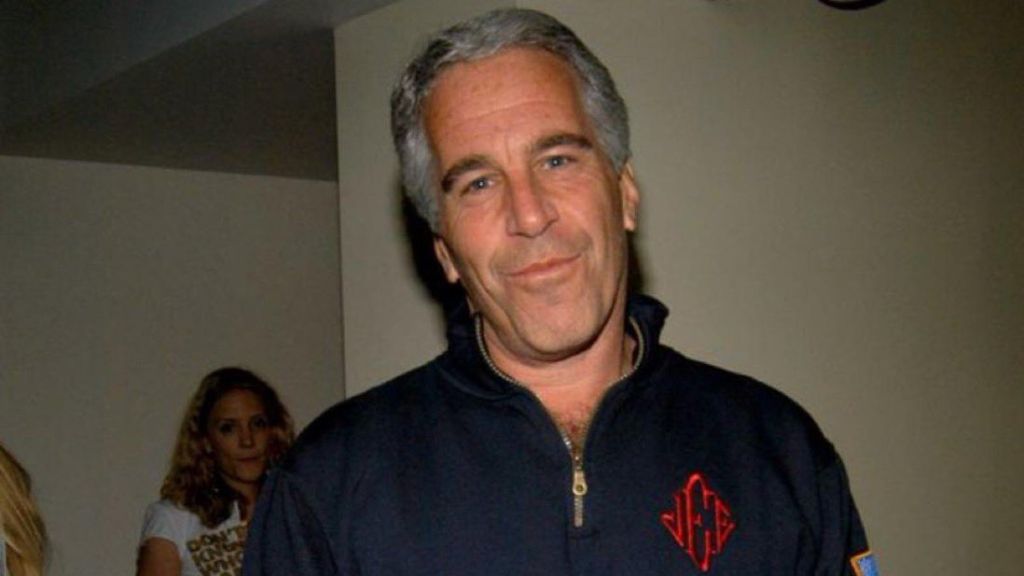  La lista de Jeffrey Epstein ha revolucionado la actualidad (@porqueTTarg)