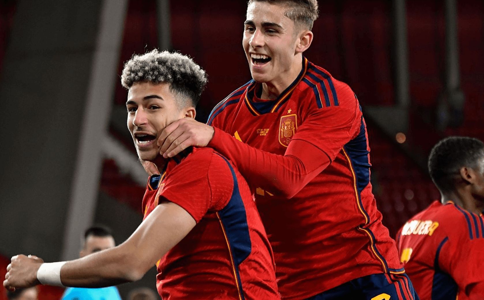  Mateo Joseph celebra el 1-0 a pase de Javi Guerra