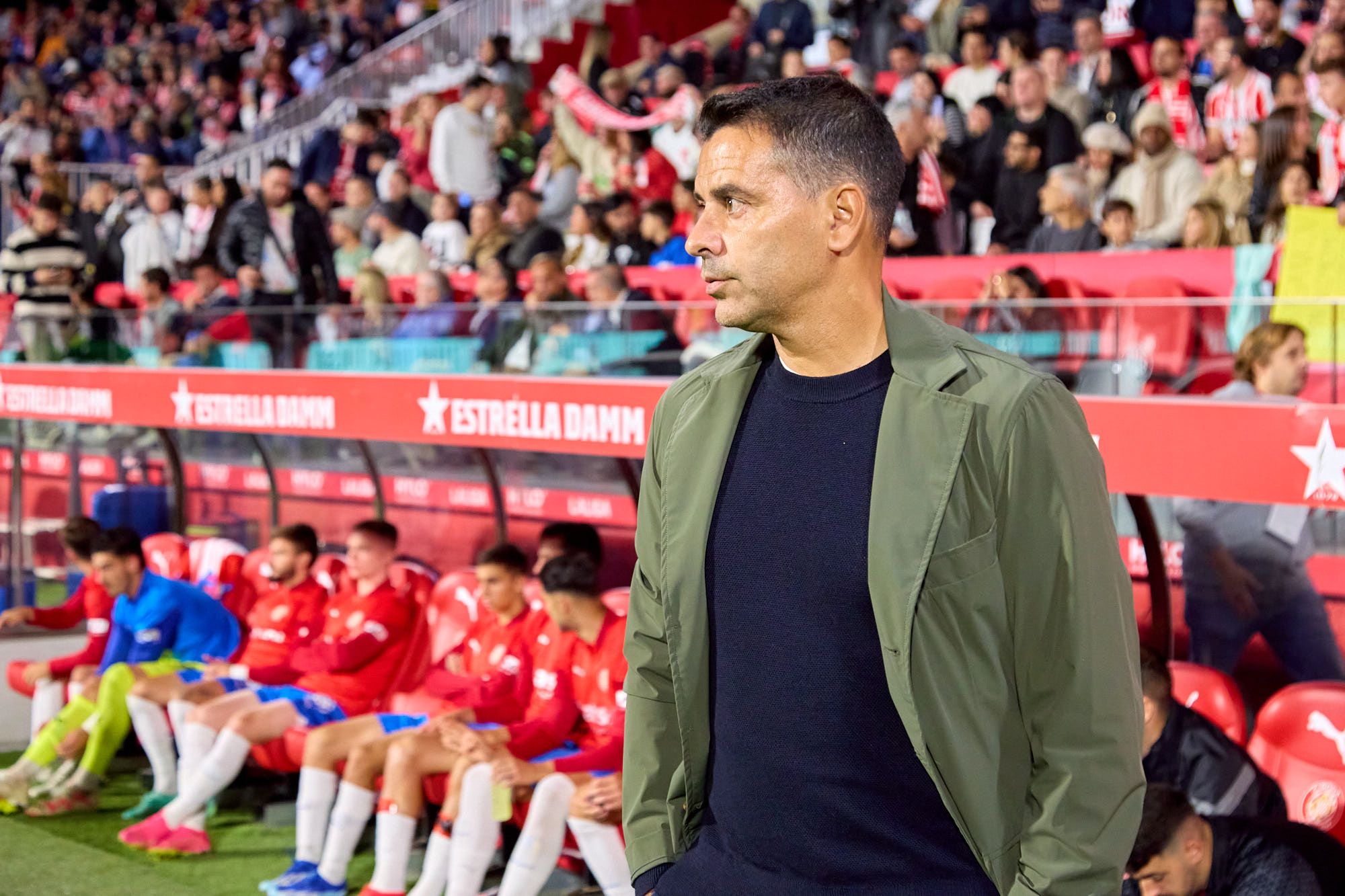 Míchel, técnico que lidera desde el banquillo al equipo revelación de LALIGA EA SPORTS.