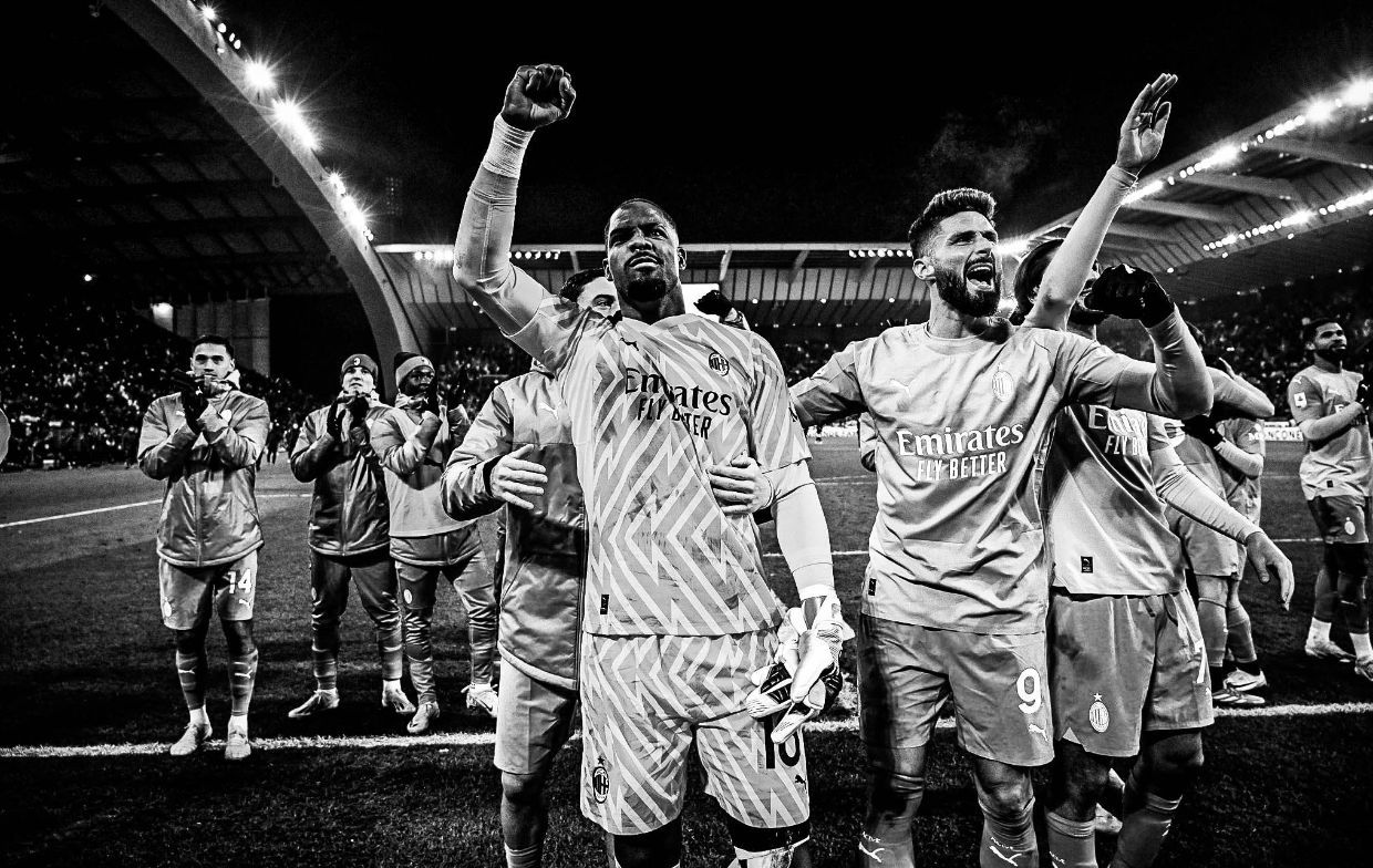  Mike Maignan tras el encuentro contra el Udinense (@mmseize)