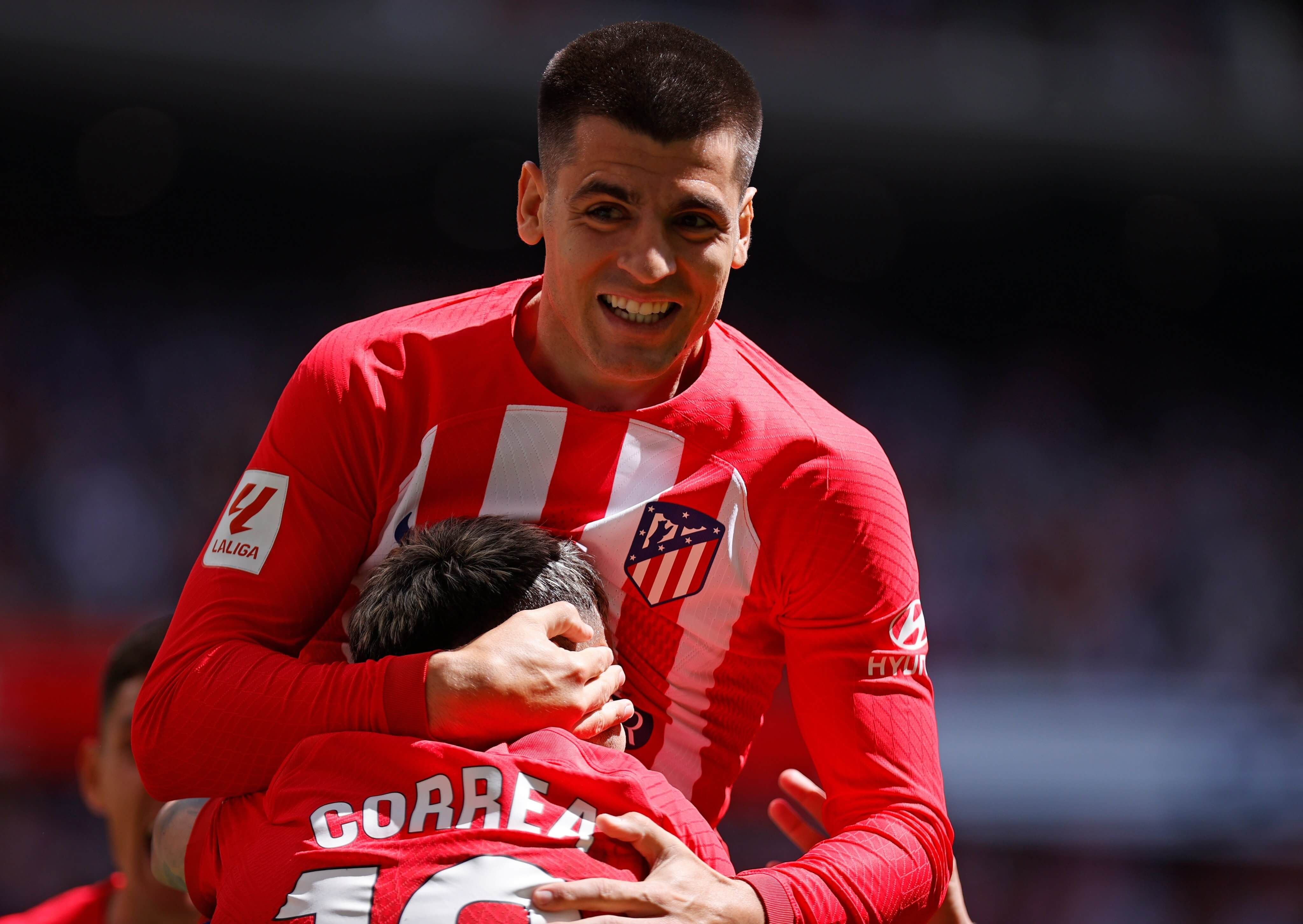  Álvaro Morata y Ángel Correa celebran el 2-1 del Atlético al Girona.