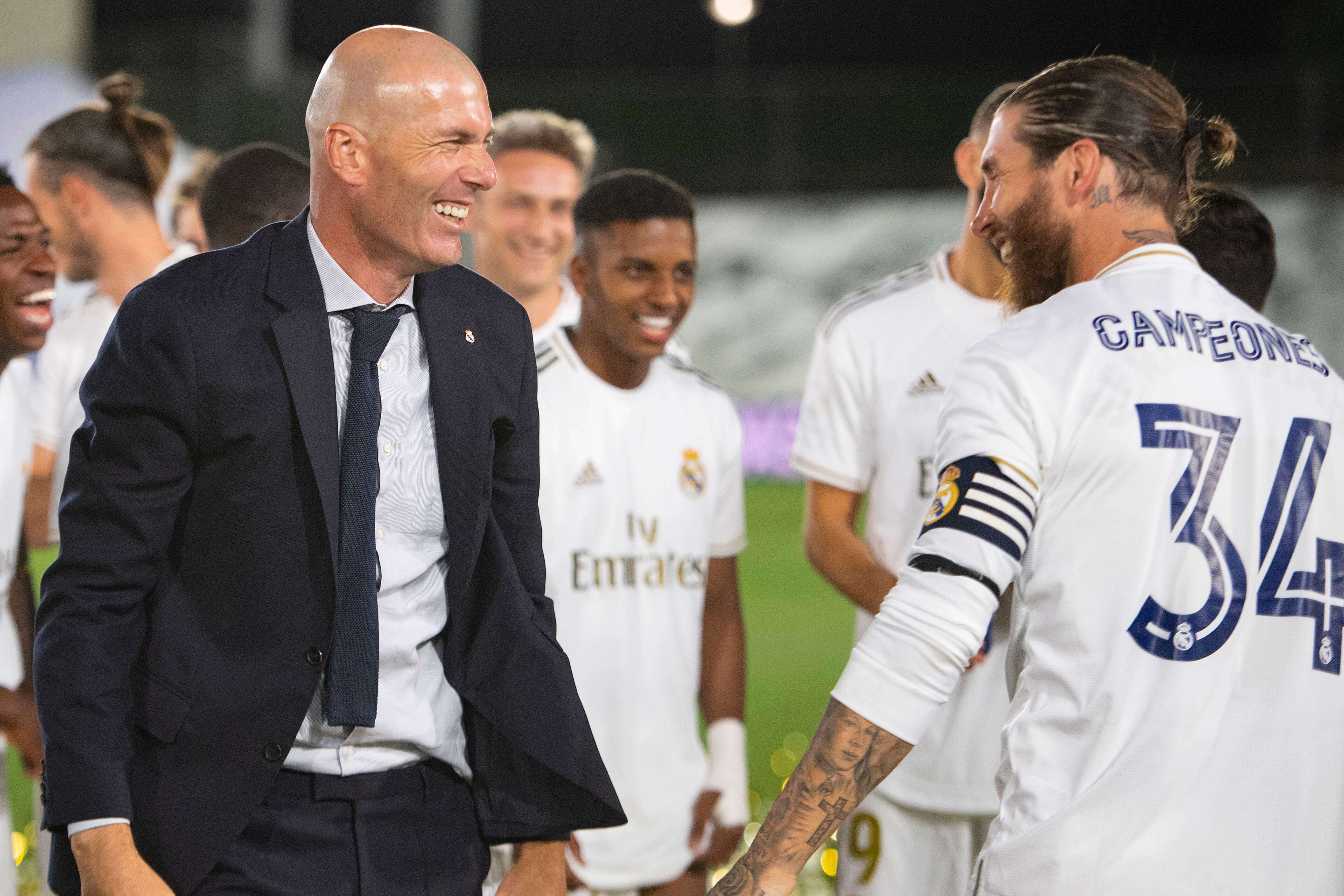  Zinedine Zidane y Sergio Ramos, en el Real Madrid (foto: Cordon Press).