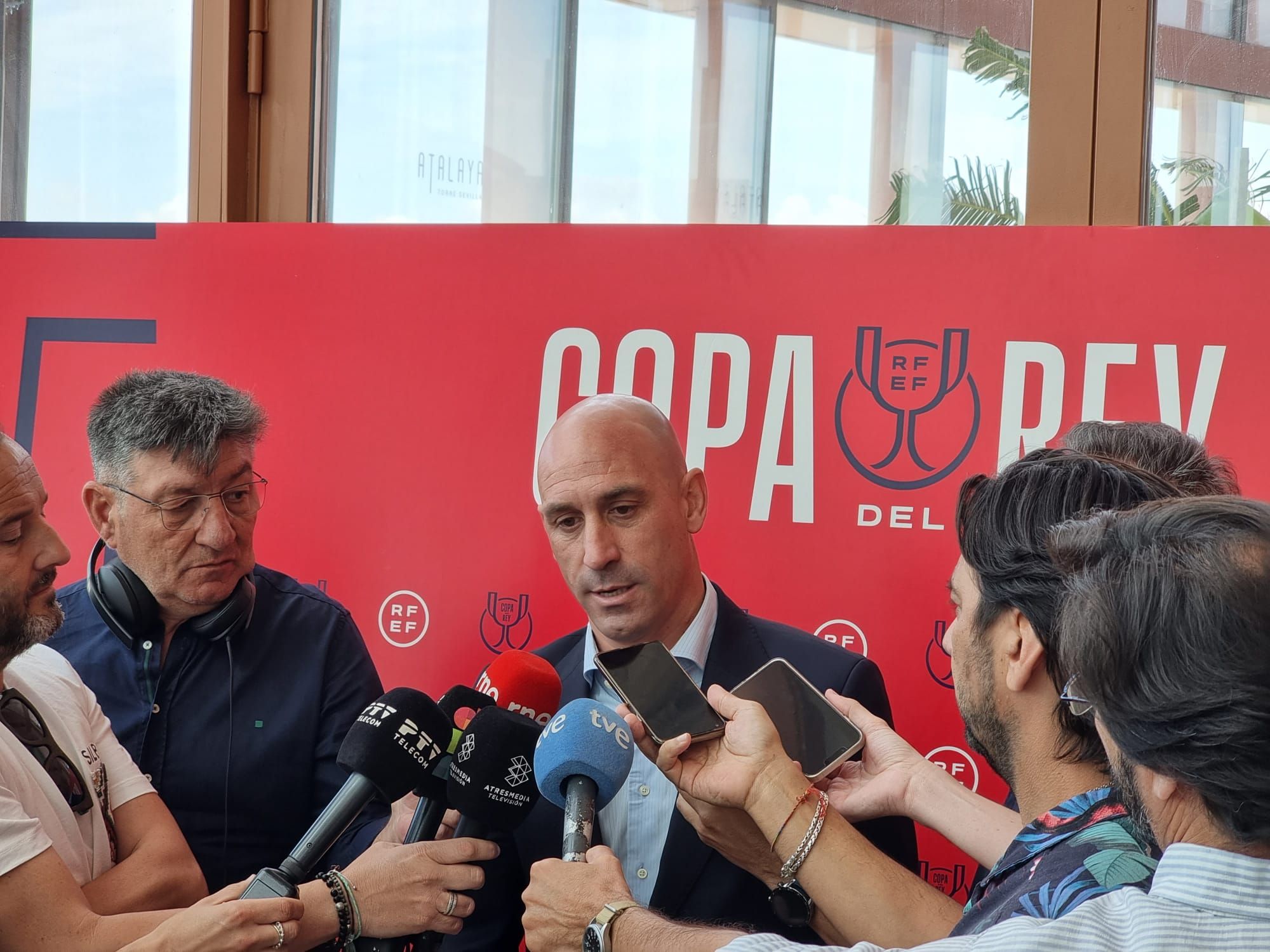  Luis Rubiales, ante los medios de comunicación este jueves en un acto en Sevilla.