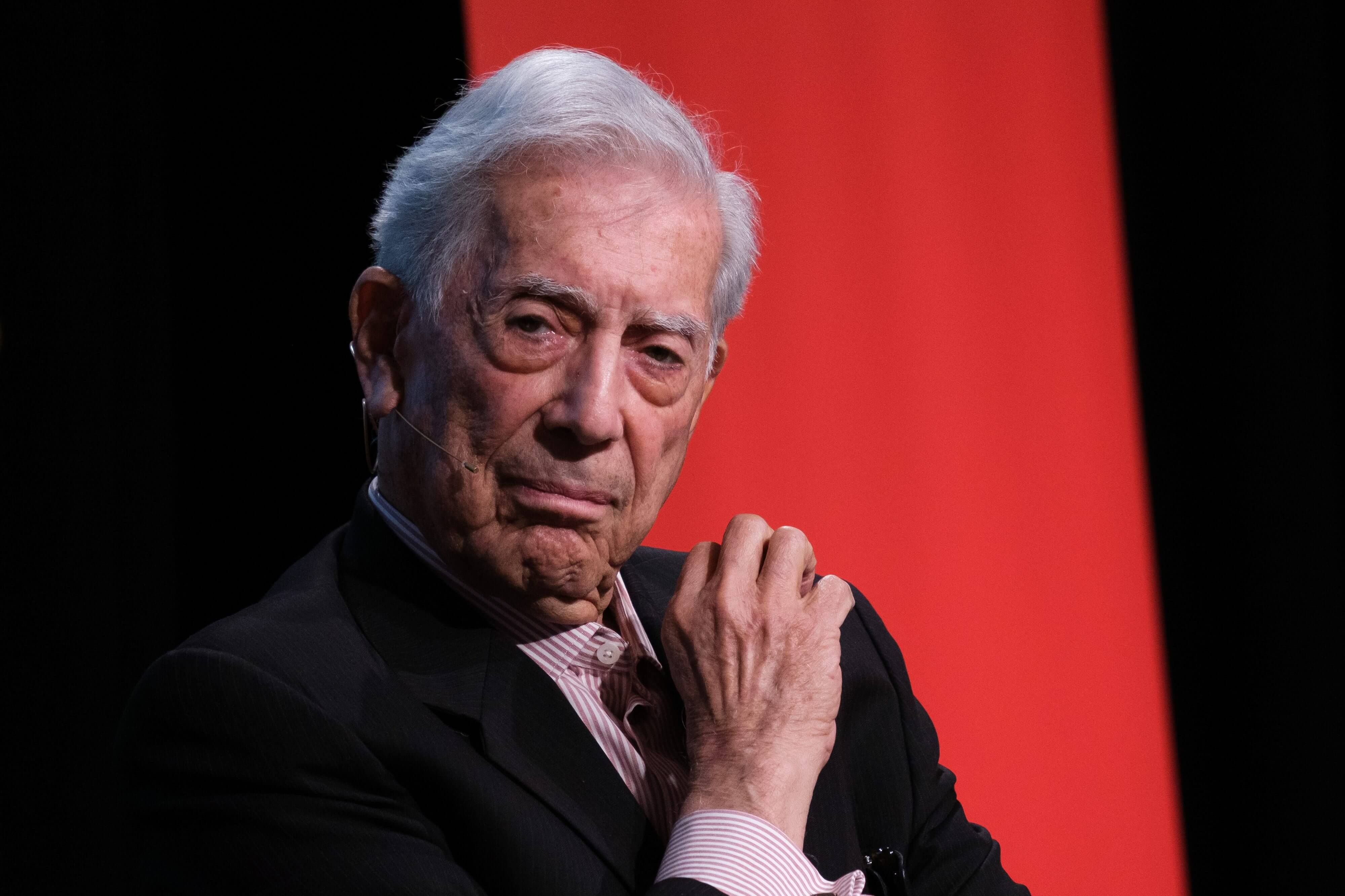  Mario Vargas Llosa en un evento (Cordon Press)