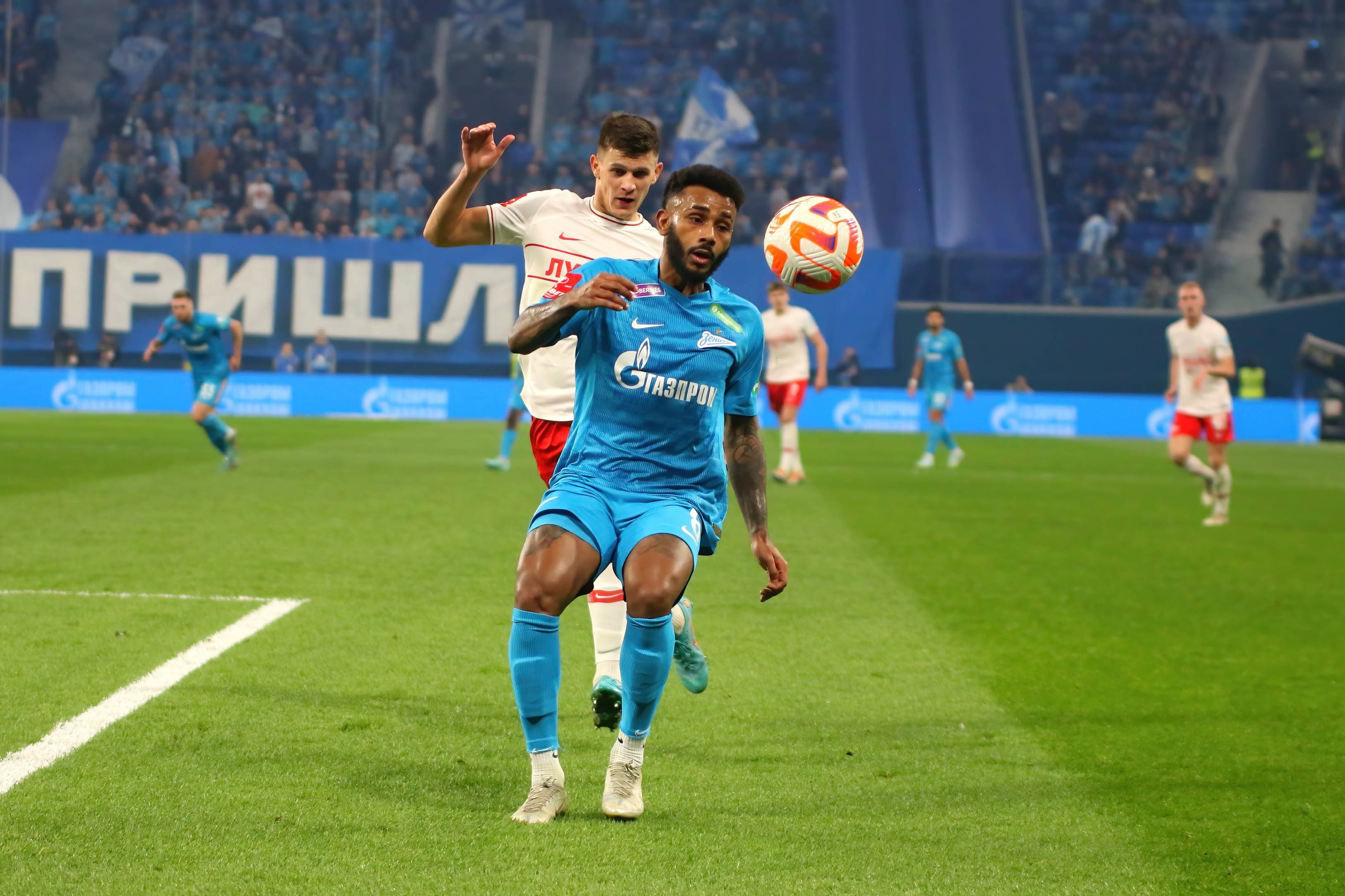 Oartido entre Zenit y Spartak Moscú.