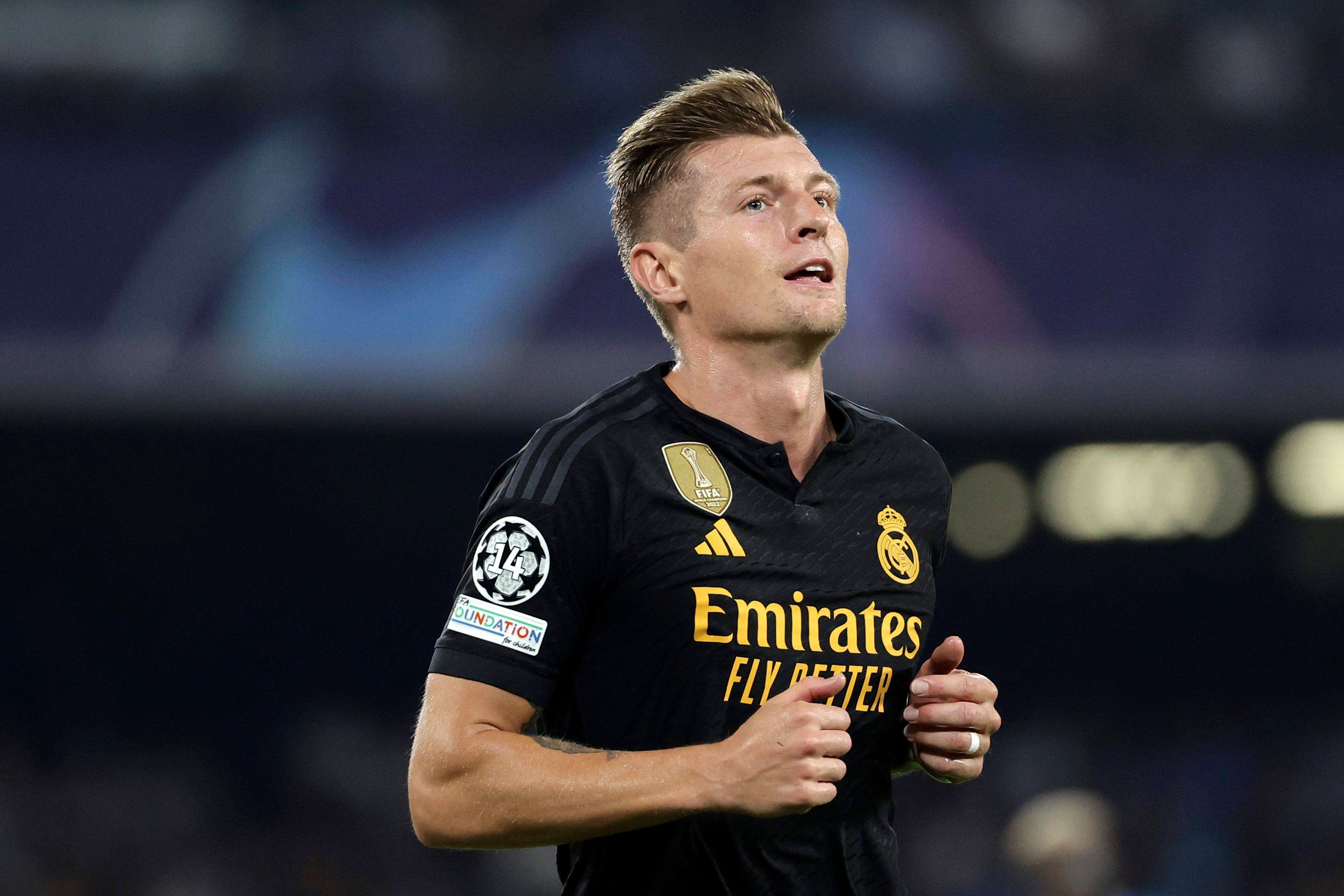 Toni Kroos, en el Nápoles-Real Madrid de Champions (FOTO: Cordón Press).