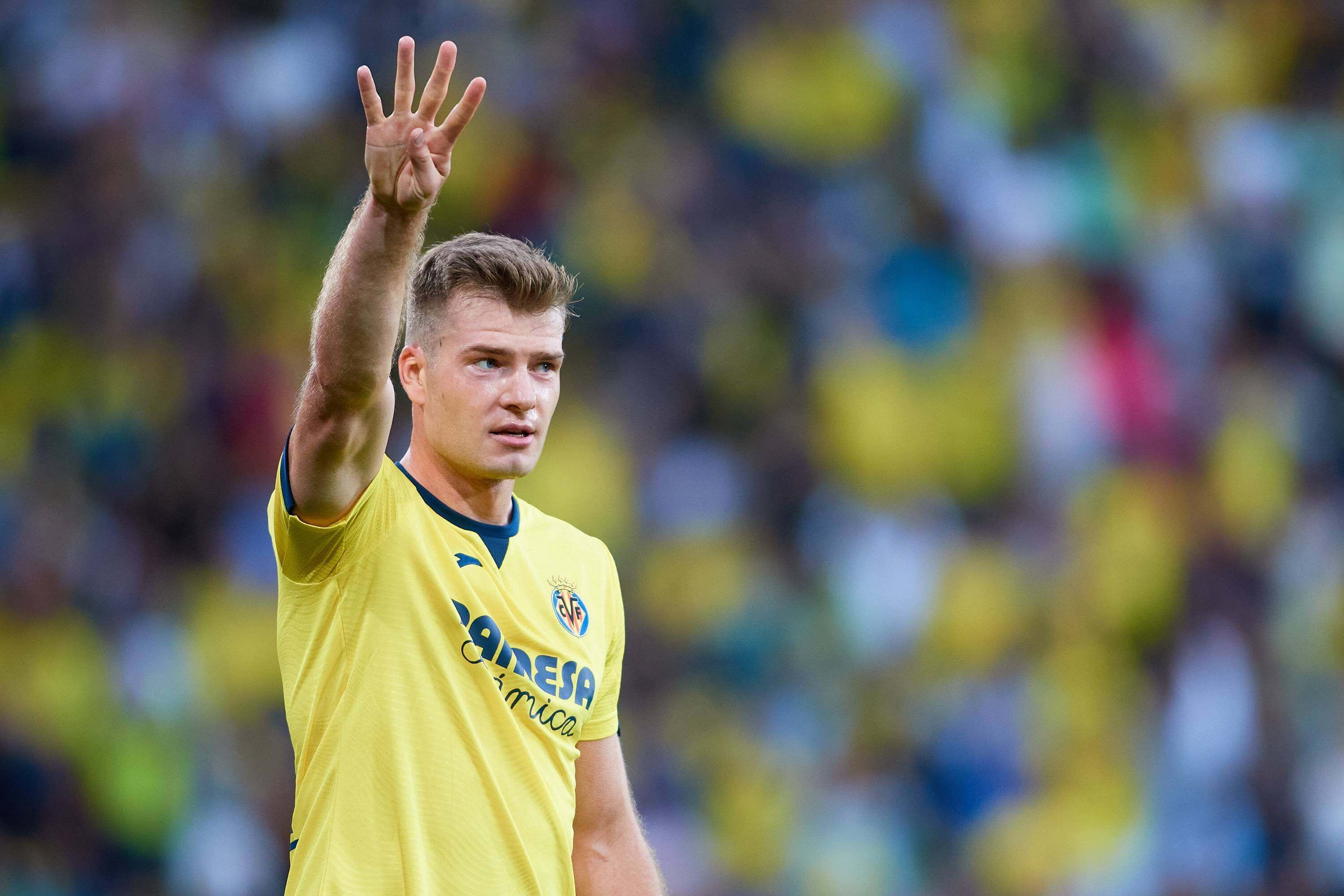  Alexander Sorloth celebra sus cuatro goles en el Villarreal-Real Madrid.