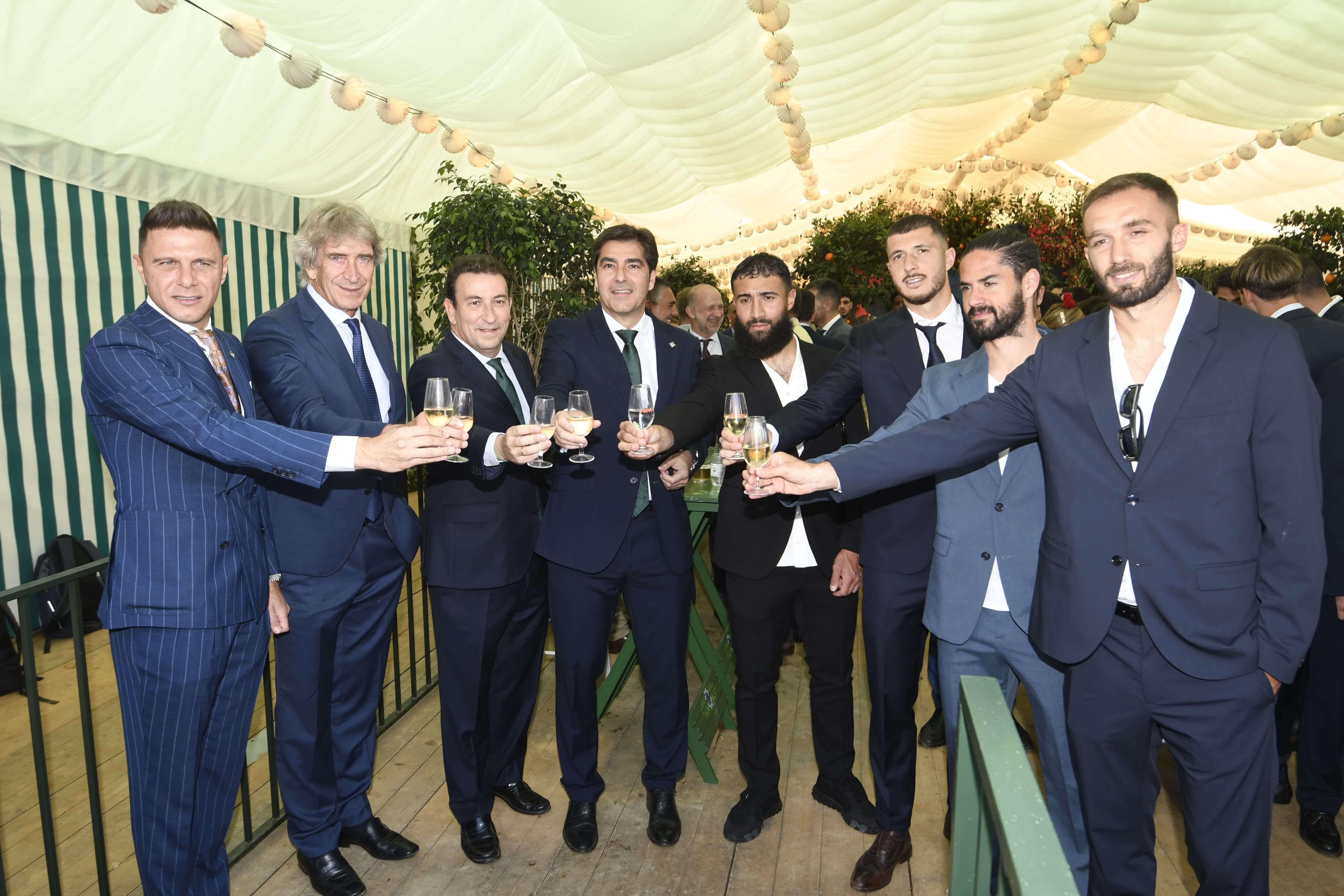  El detalle de Fekir en el brindis del Real Betis en la feria
