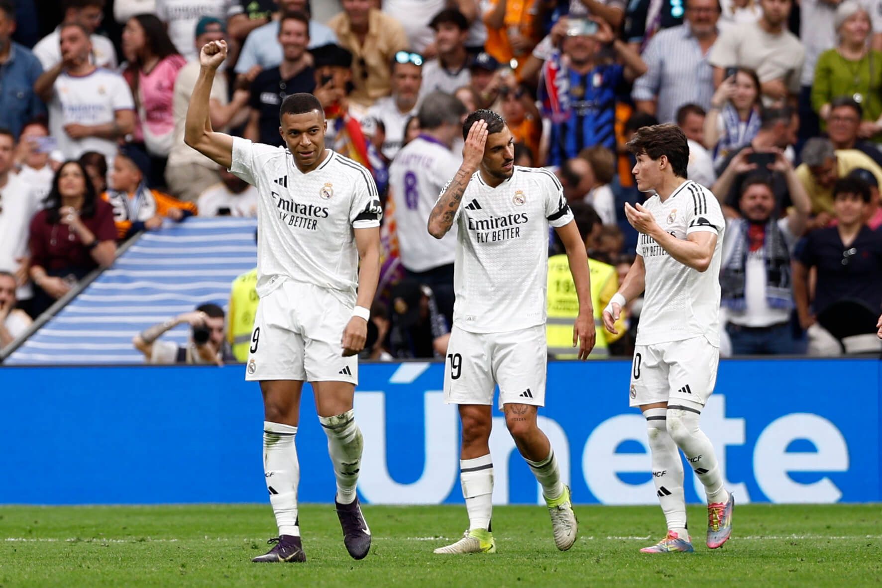 Kylian Mbappé celebra su gol ante la Real Sociedad (EFE)
