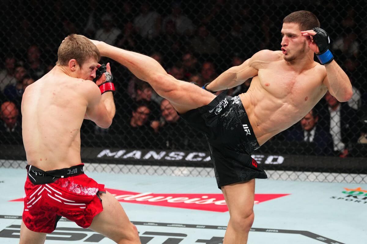  Movsar Evolev durante un combate de la UFC (Redes sociales)