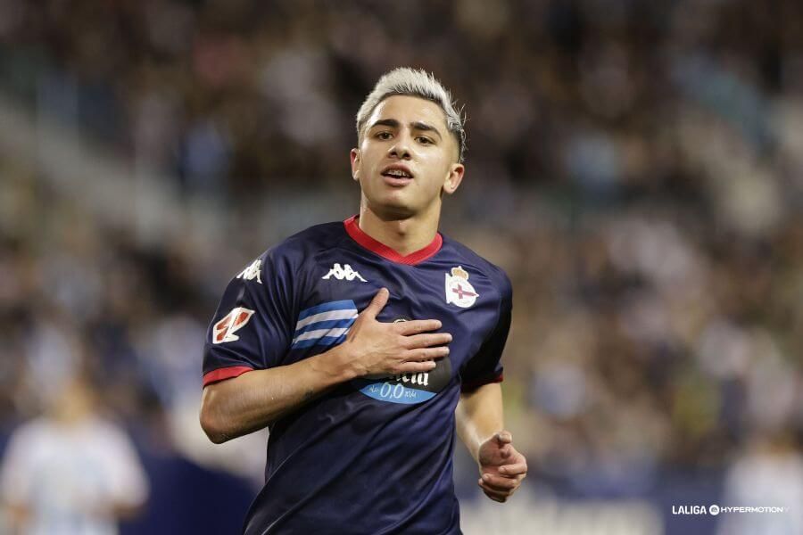  Yeremay Hernández celebrando un gol