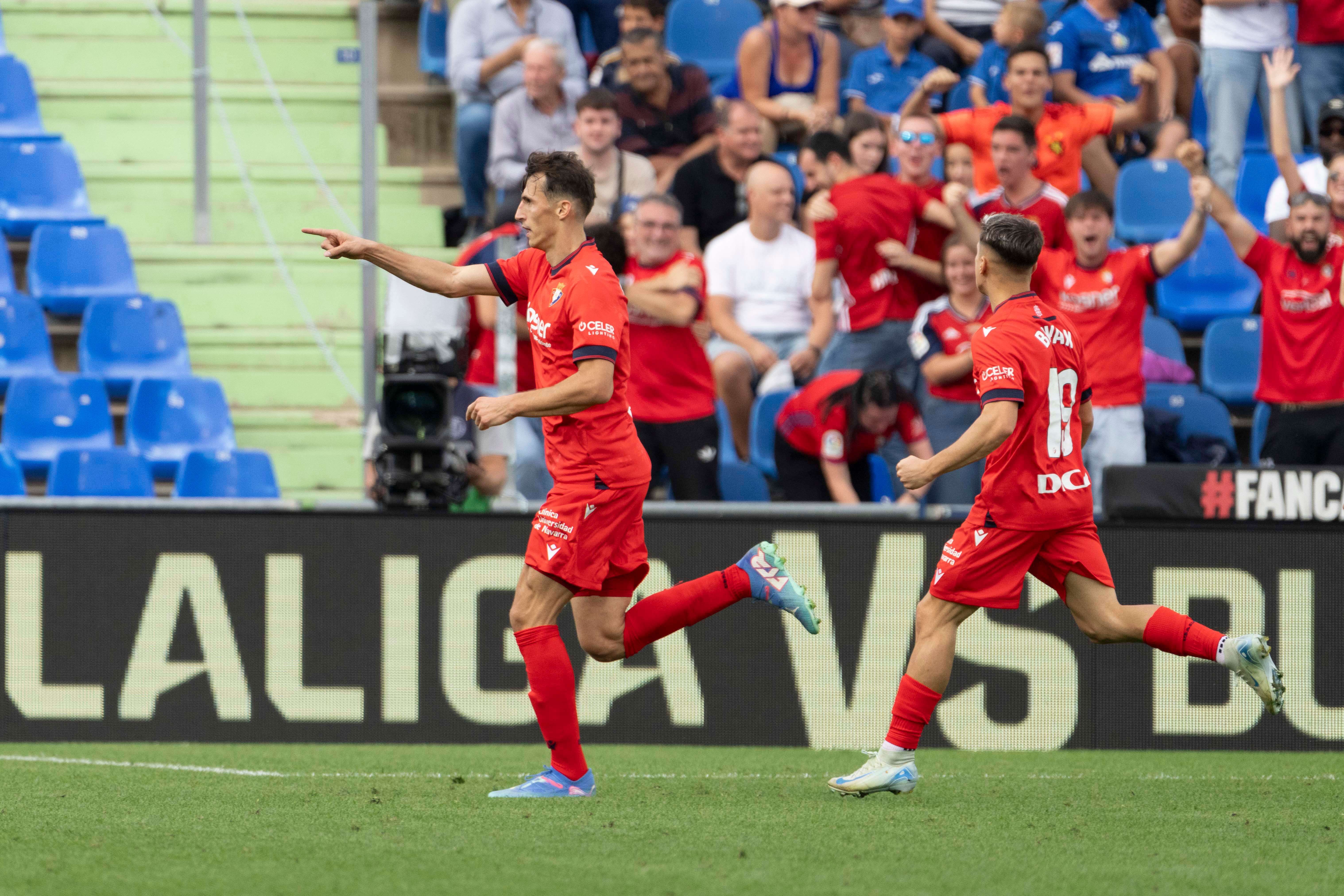 Ante Budimir celebra un gol de Osasuna en Getafe.
