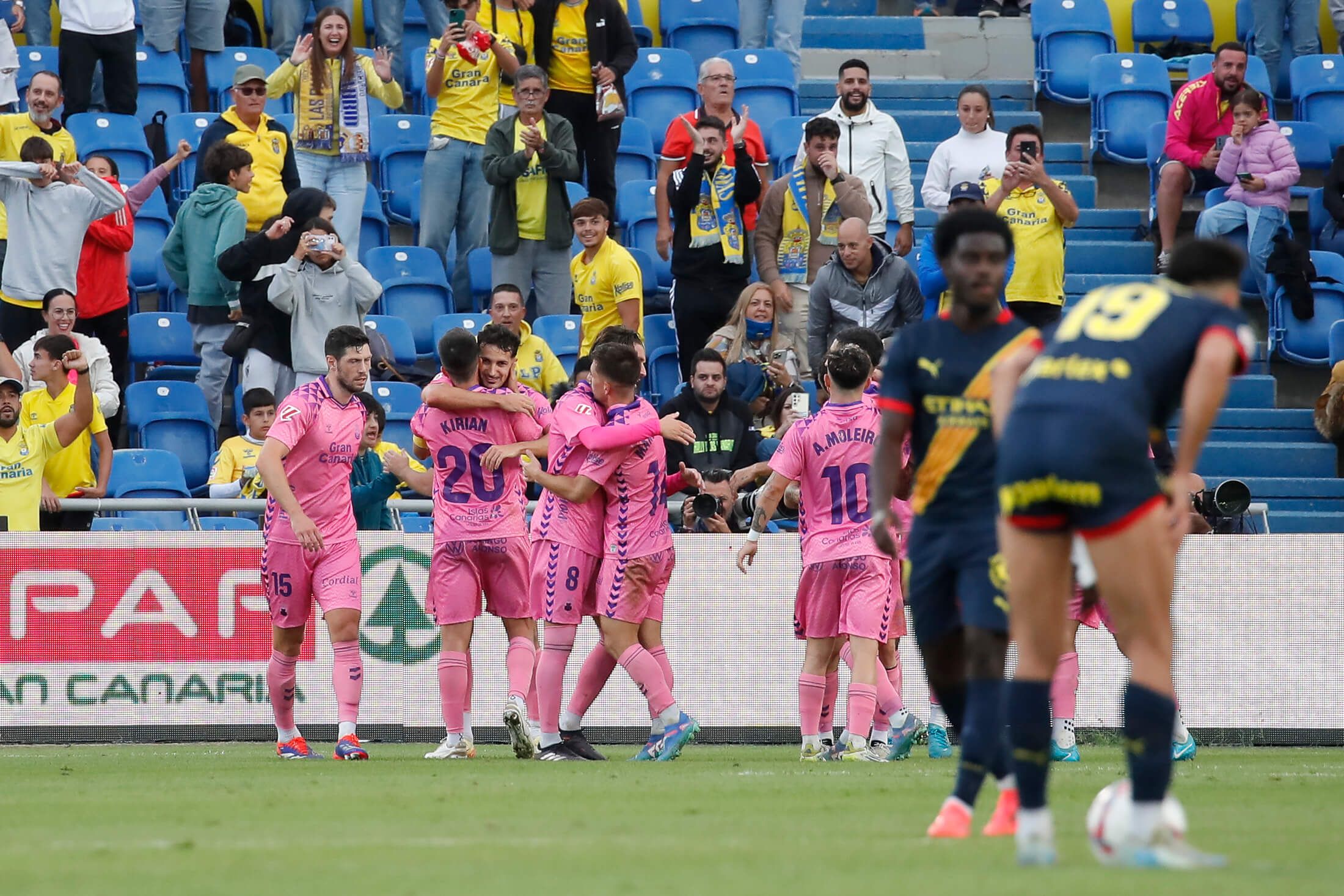  Los jugadores de Las Palmas celebran el gol de Álex Muñoz ante el Girona.