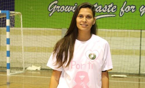  Anita París, jugadora de fútbol sala que ha superado un cáncer de mama.