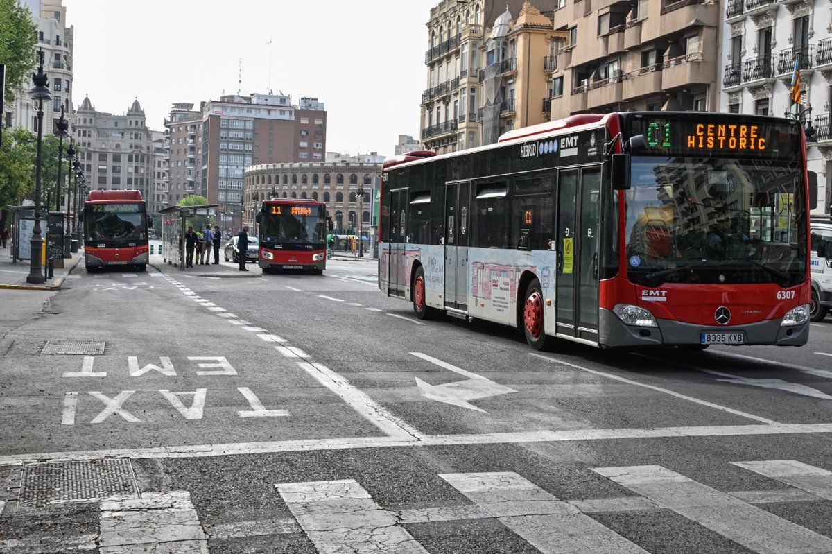 Autobuses en Valencia de la EMT