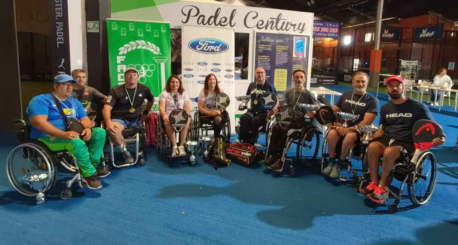 Participantes en el X Campeonato de Andalucía de Pádel en Silla de Ruedas.