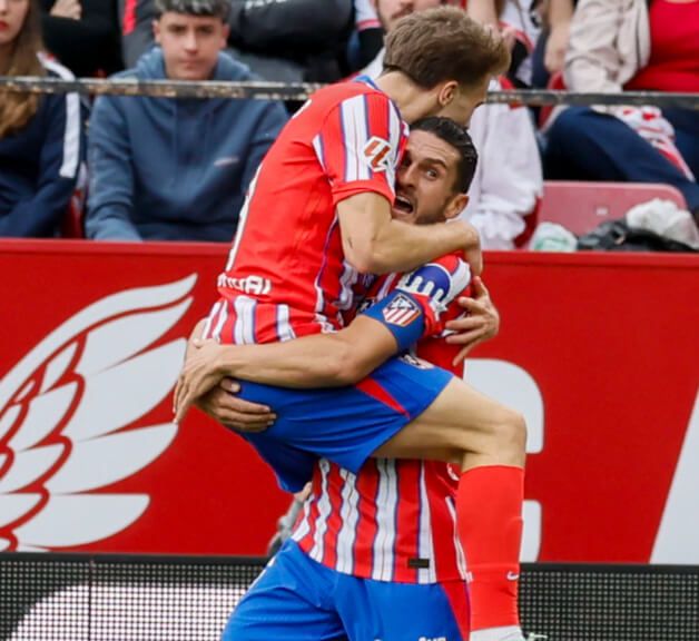  Pablo Barrios y Koke celebrando el gol contra el Sevilla (Fuente: EFE)