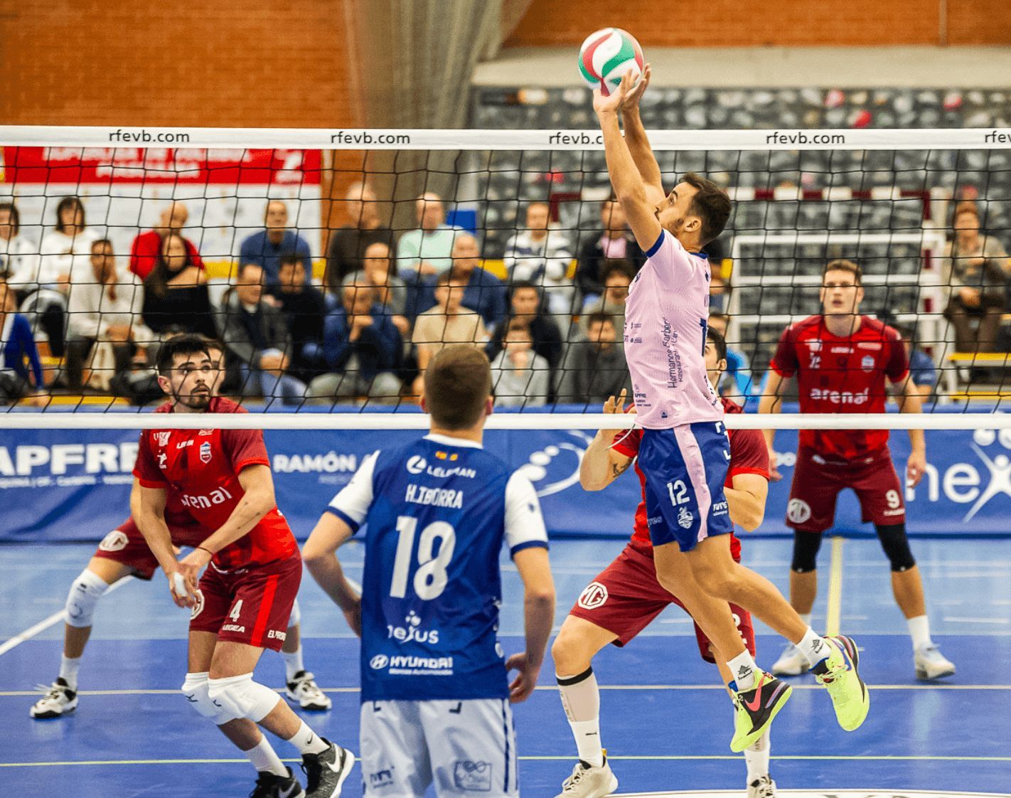  Conqueridor busca certificar los ‘playoffs’ a costa de un Emevé en plena batalla por el descen