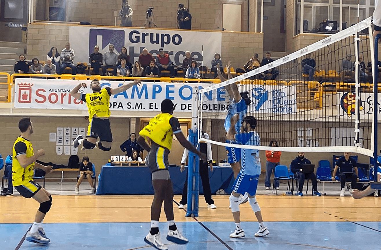 Conqueridor gana su partido