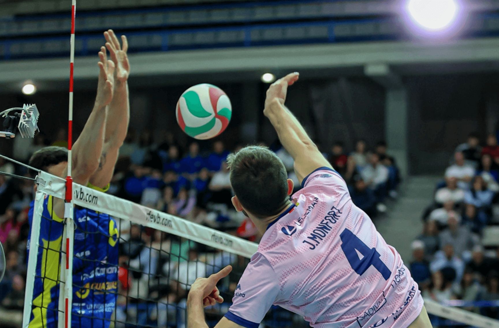  Conqueridor planta cara a un gran Guaguas pero cae eliminado en los cuartos de final de la Copa del