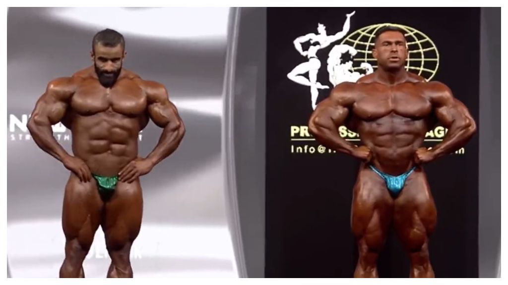  Derek Lunsford a la derecha en el Mr Olympia 2023 (@1MrO4)