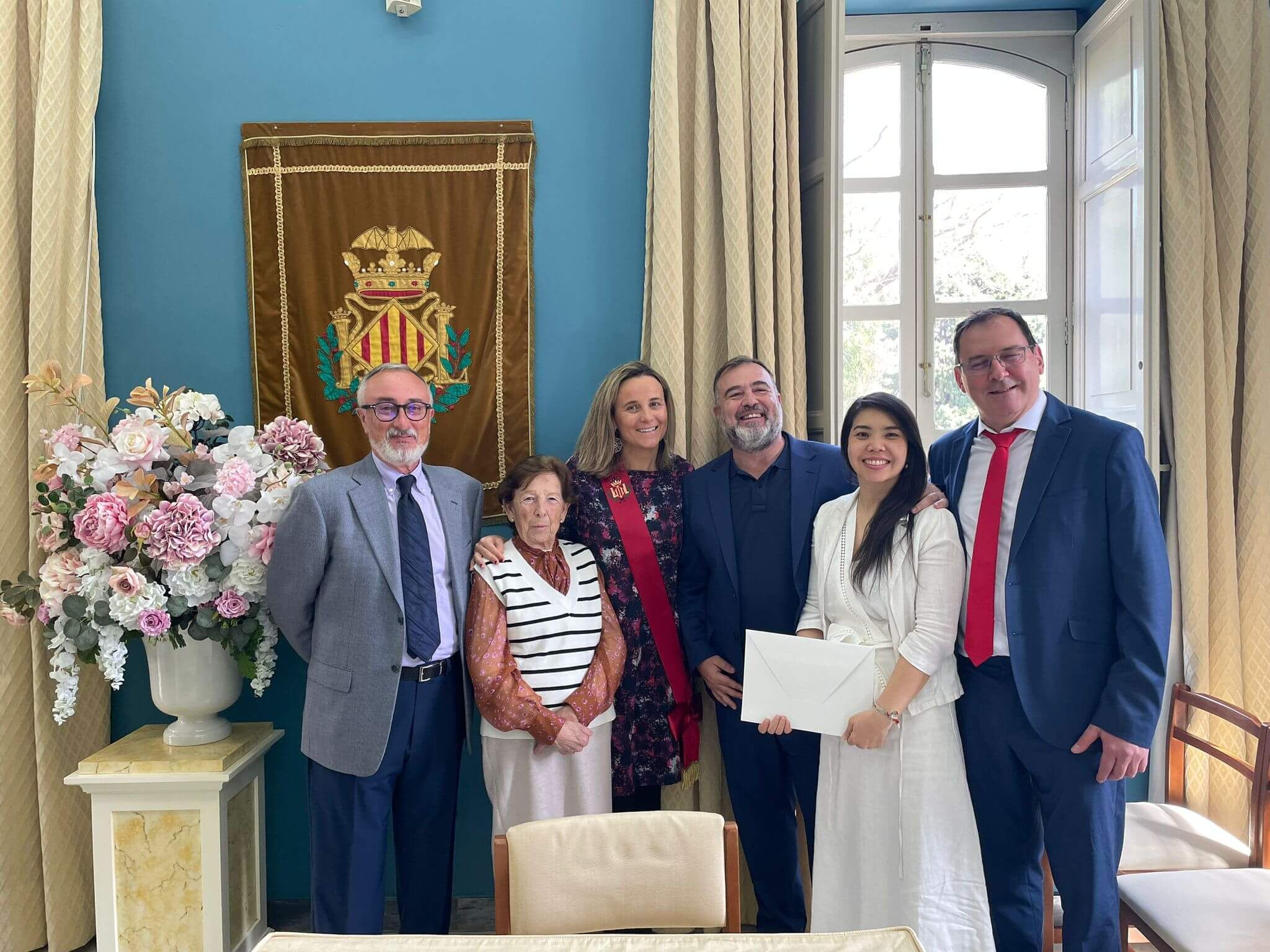  Dos novios, afectados por el incendio de Campanar, se casan en Valencia