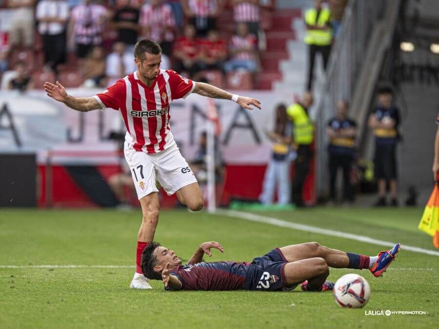 Dubasin, en el Sporting-Levante de esta temporada.