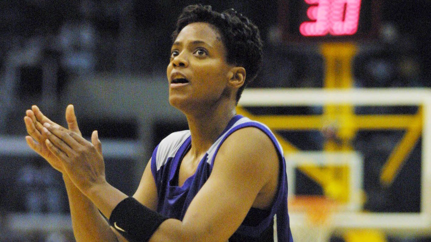  Edna Campbell, exjugadora de la WNBA.