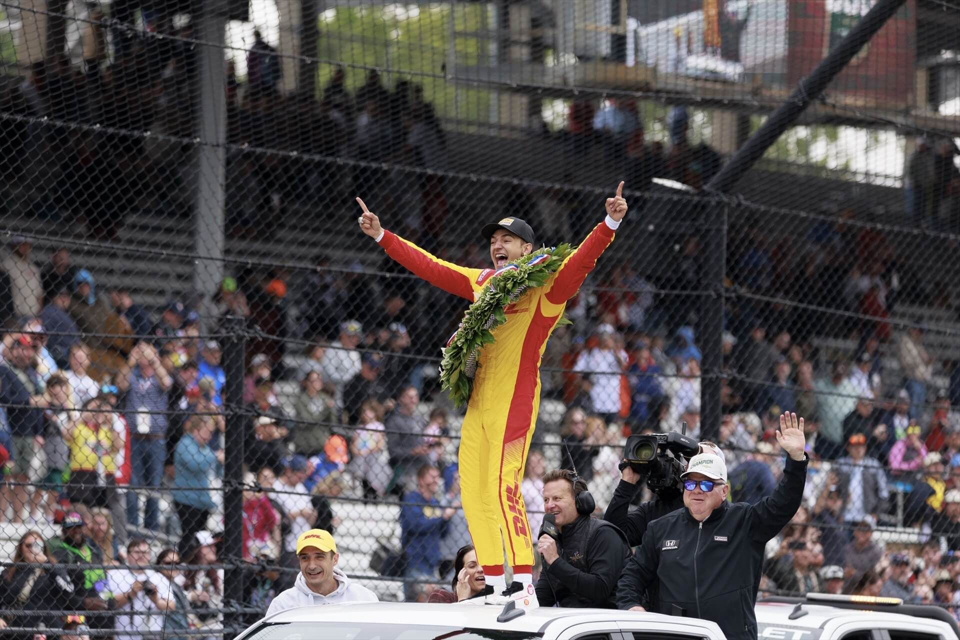 Álex Palou, celebrando su victoria en Indianapolis este 2025 (Europa Press)